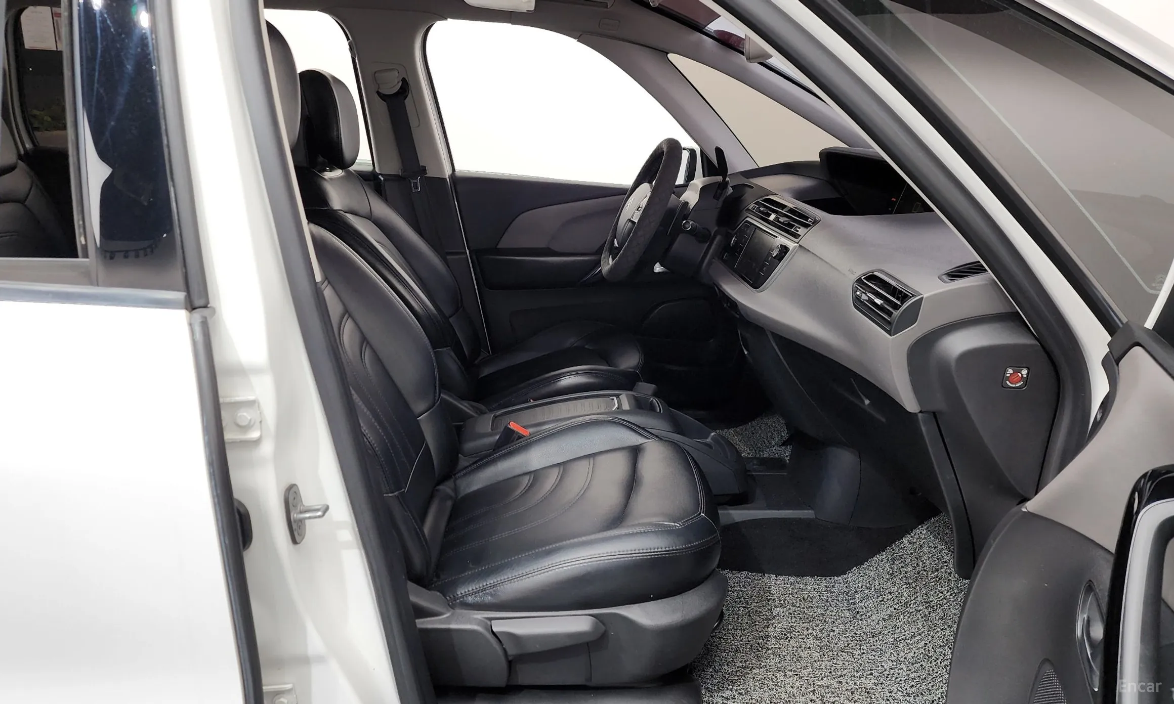 Citroën/DS Grand C4 Picasso превью 11