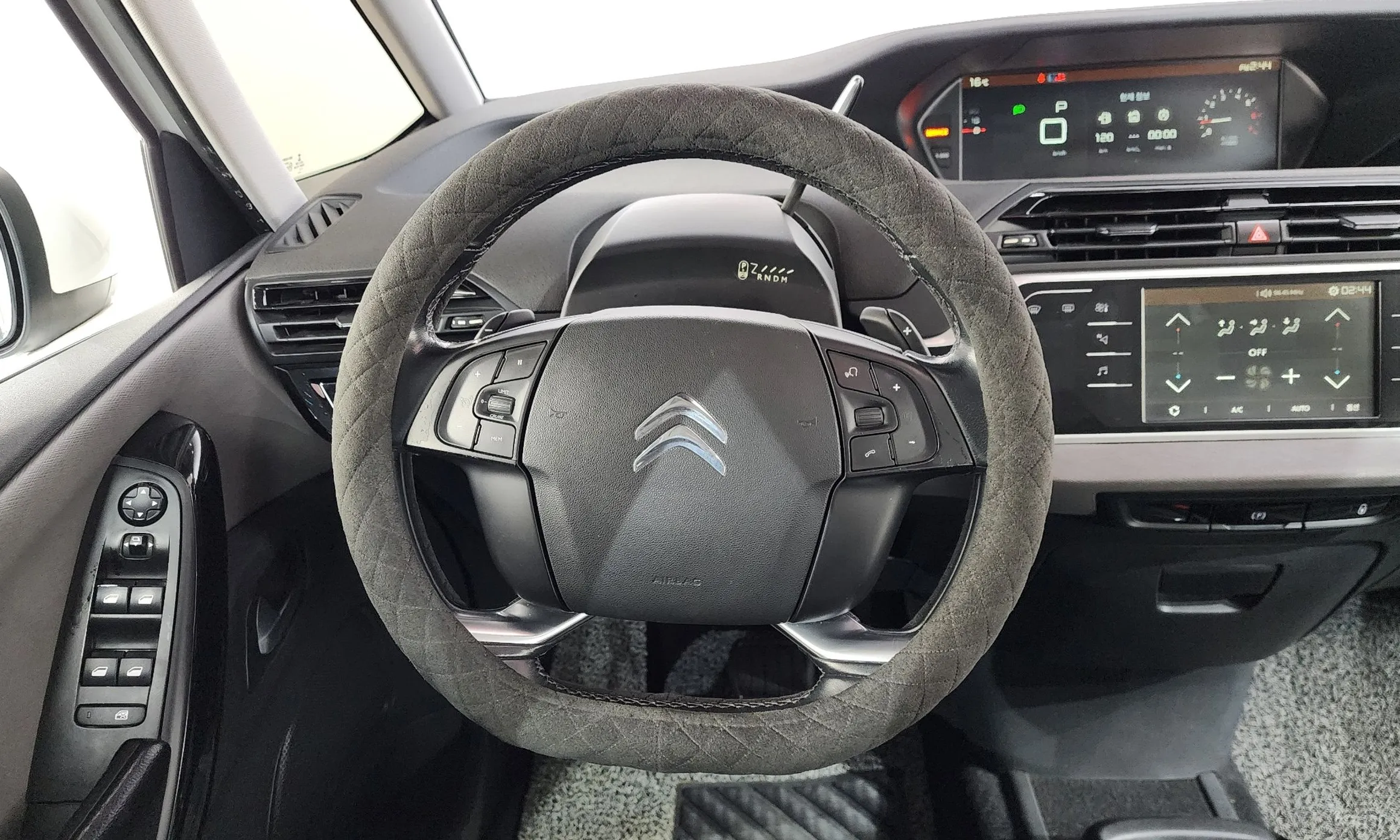 Citroën/DS Grand C4 Picasso превью 13