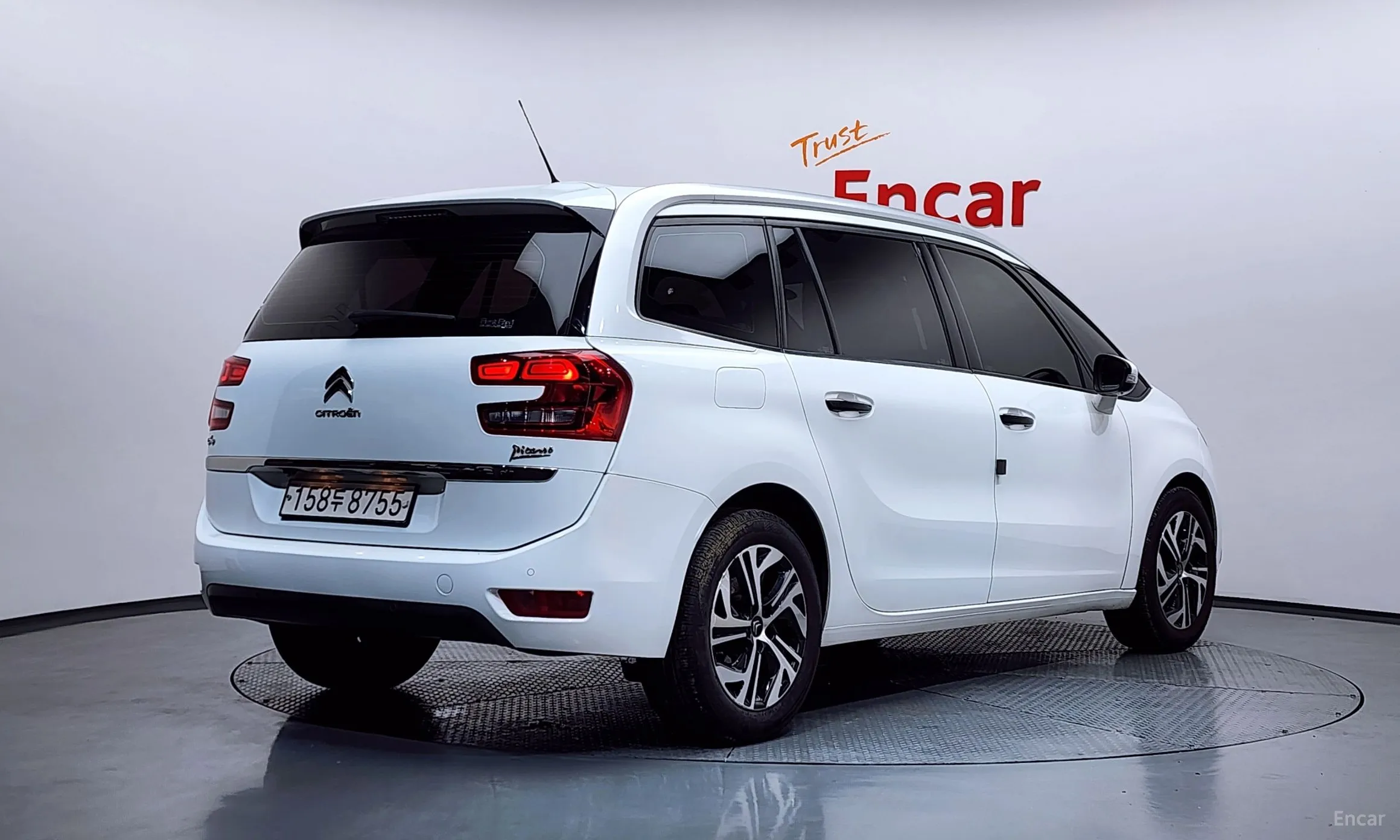 Citroën/DS Grand C4 Picasso превью 2
