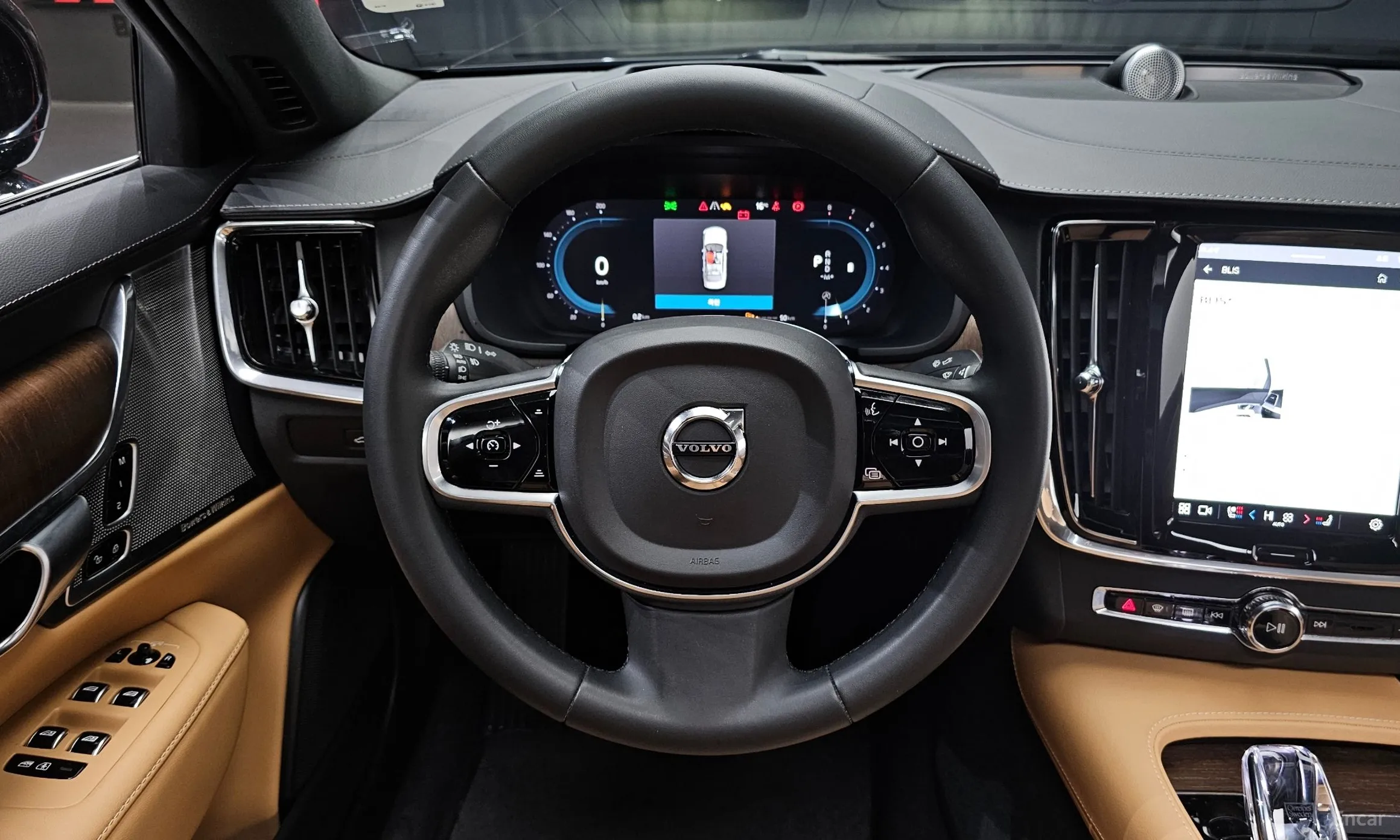 Volvo S90 превью 13