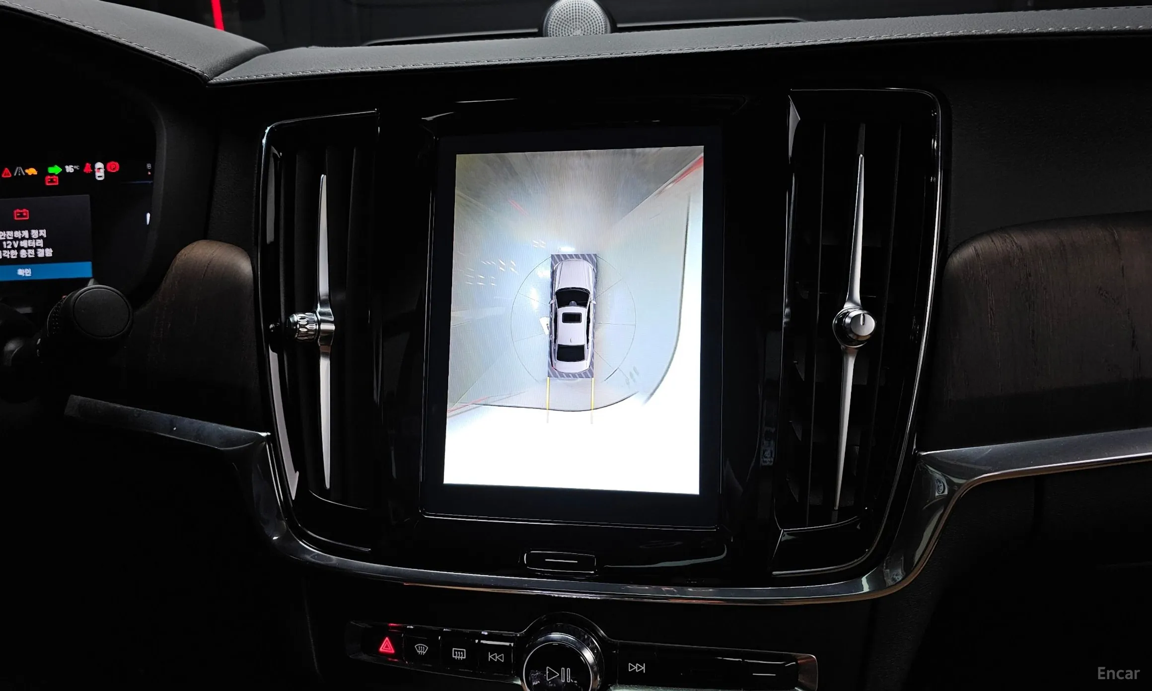 Volvo S90 превью 16