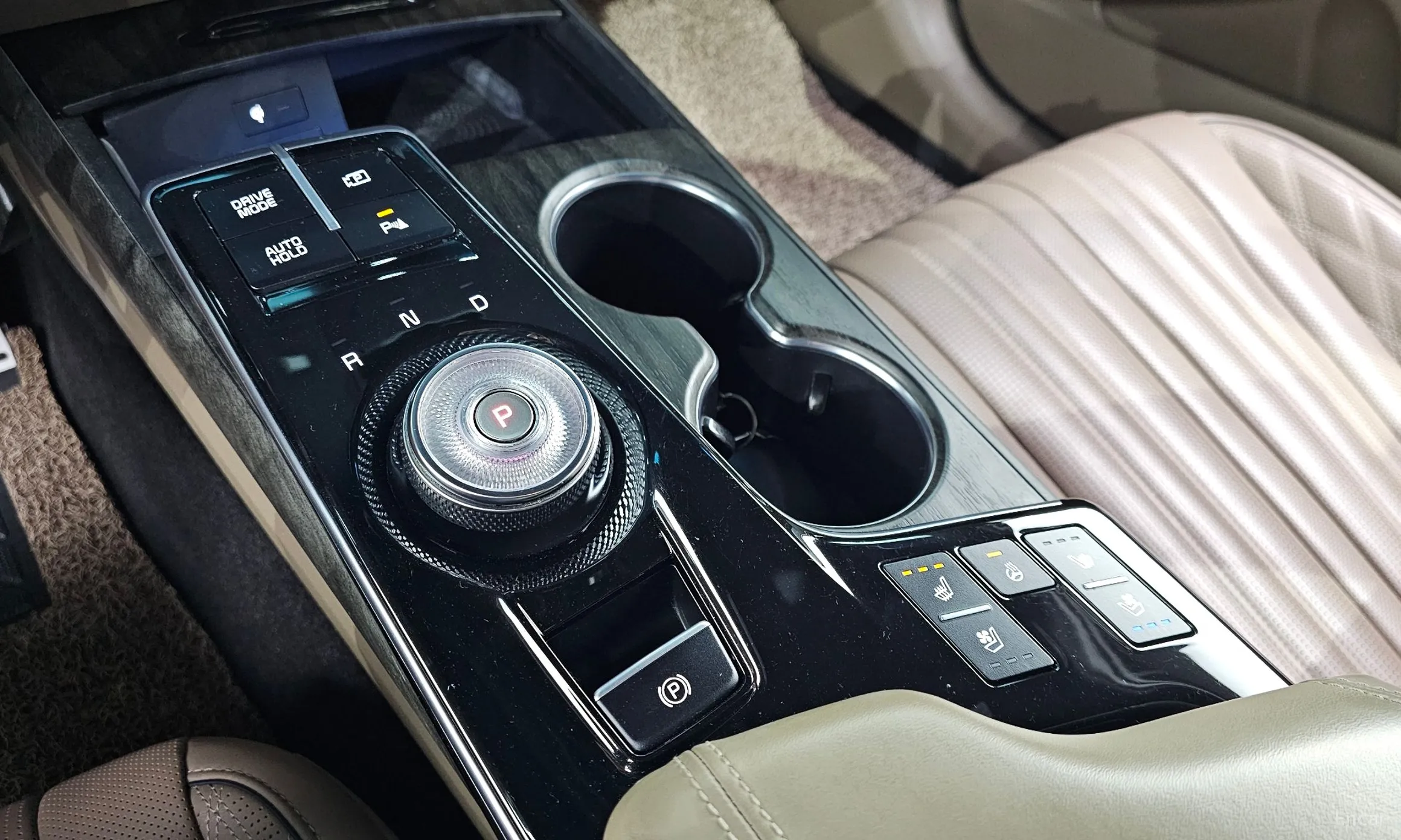 Kia K8 превью 9