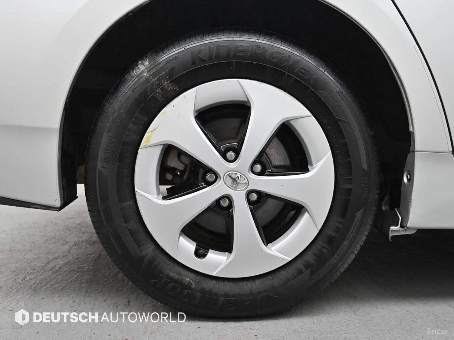Toyota Toyota Prius превью 5