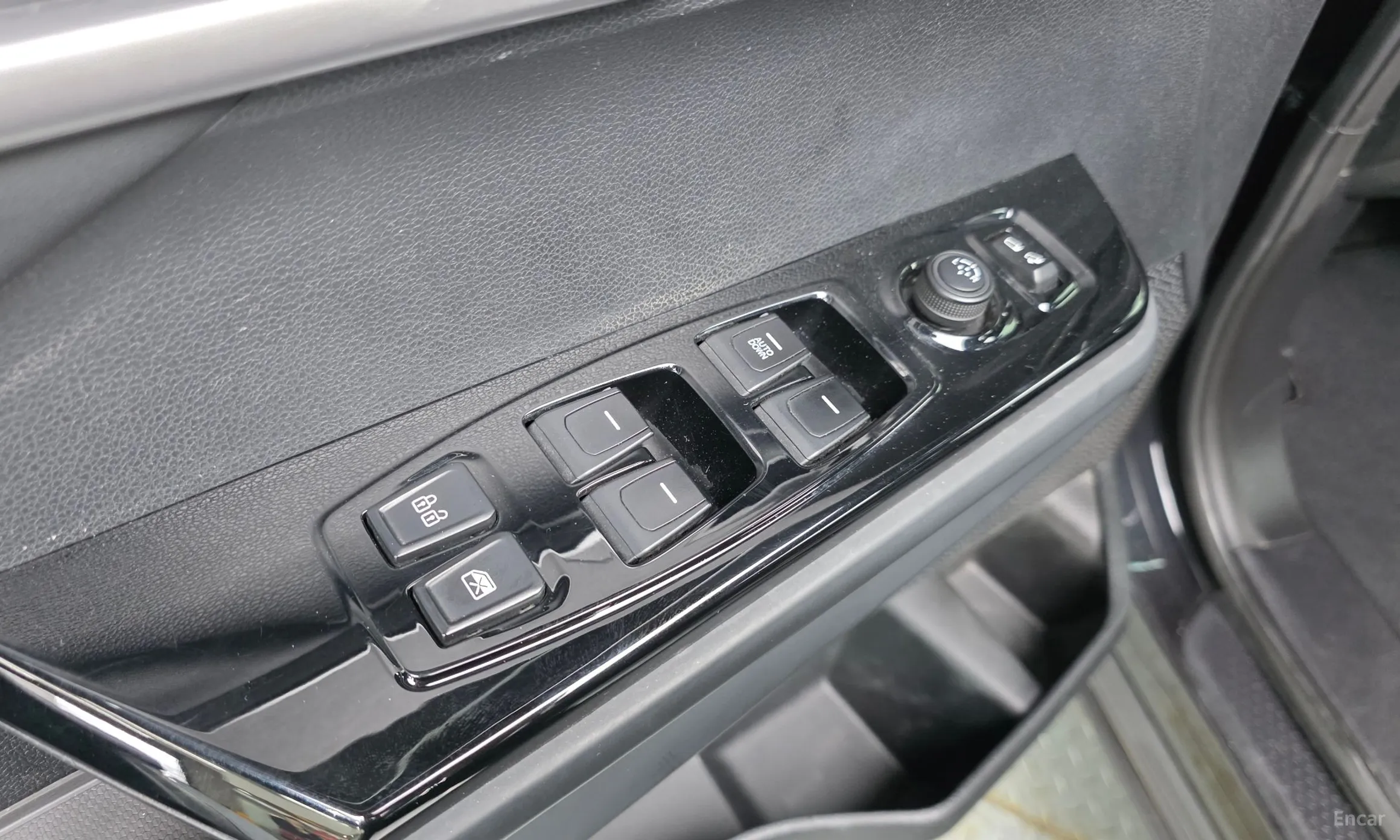 KG Mobility (SsangYong) Torres превью 11