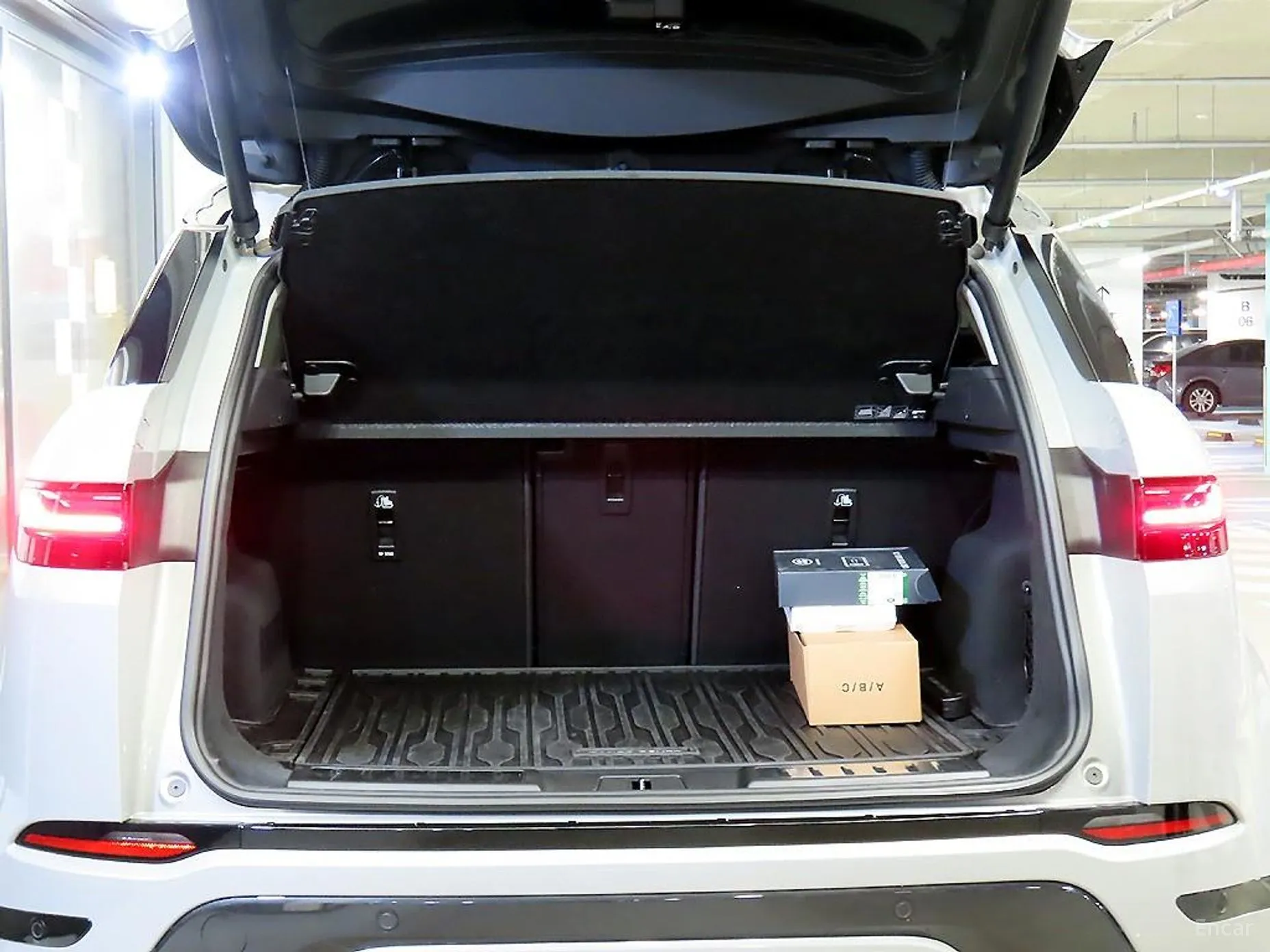 Land Rover Range Rover Evoque 2nd Generation превью 16