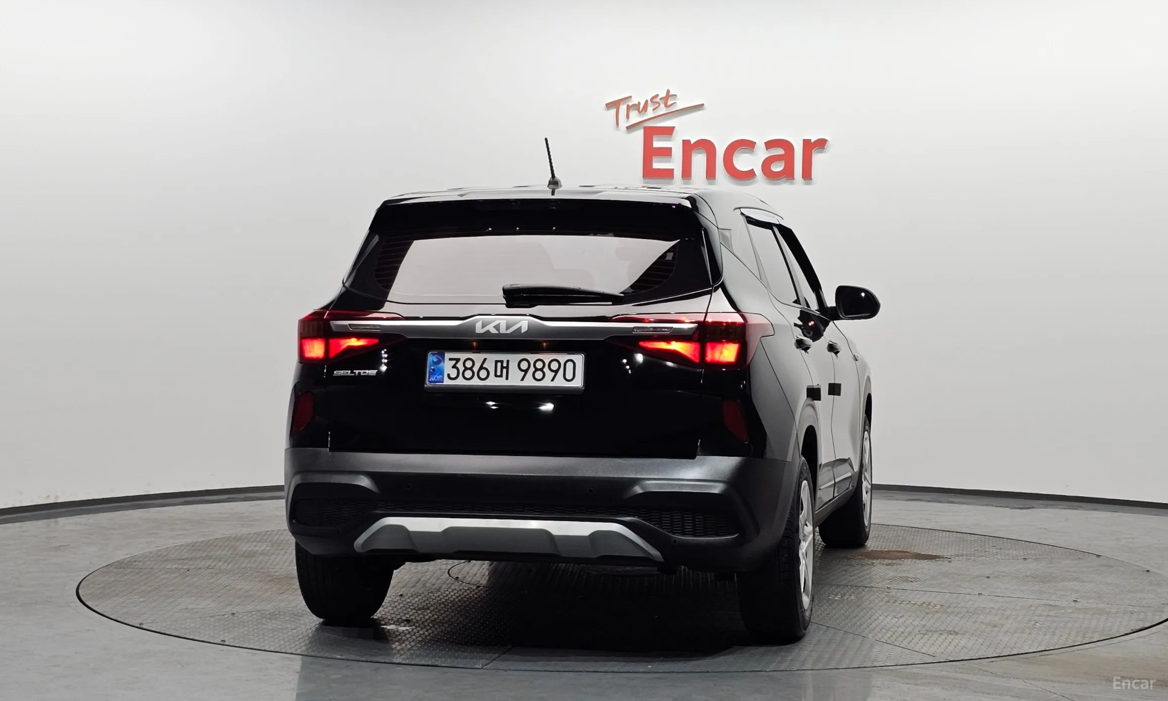 Kia Seltos превью 4