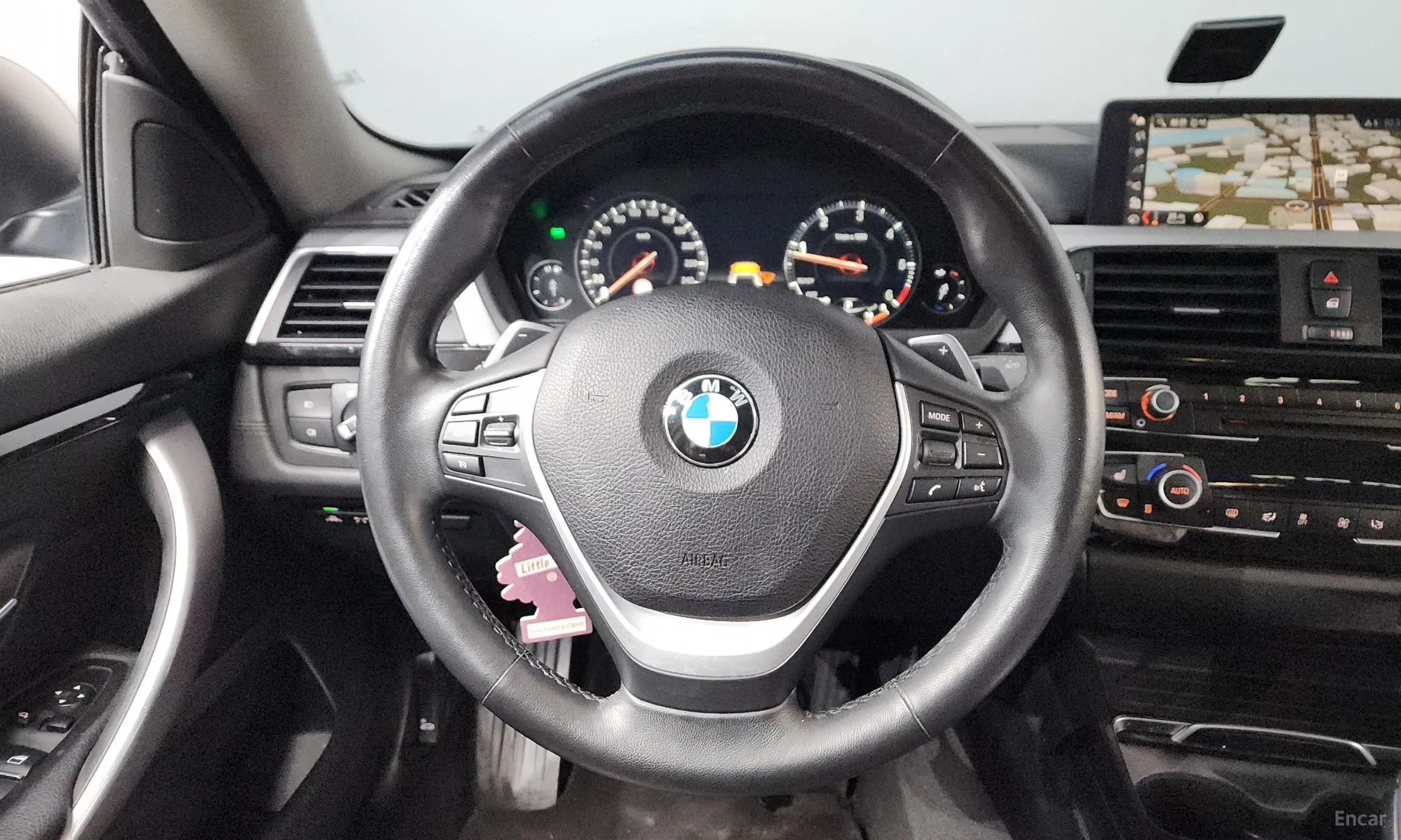 BMW Series 4 (F32) превью 13