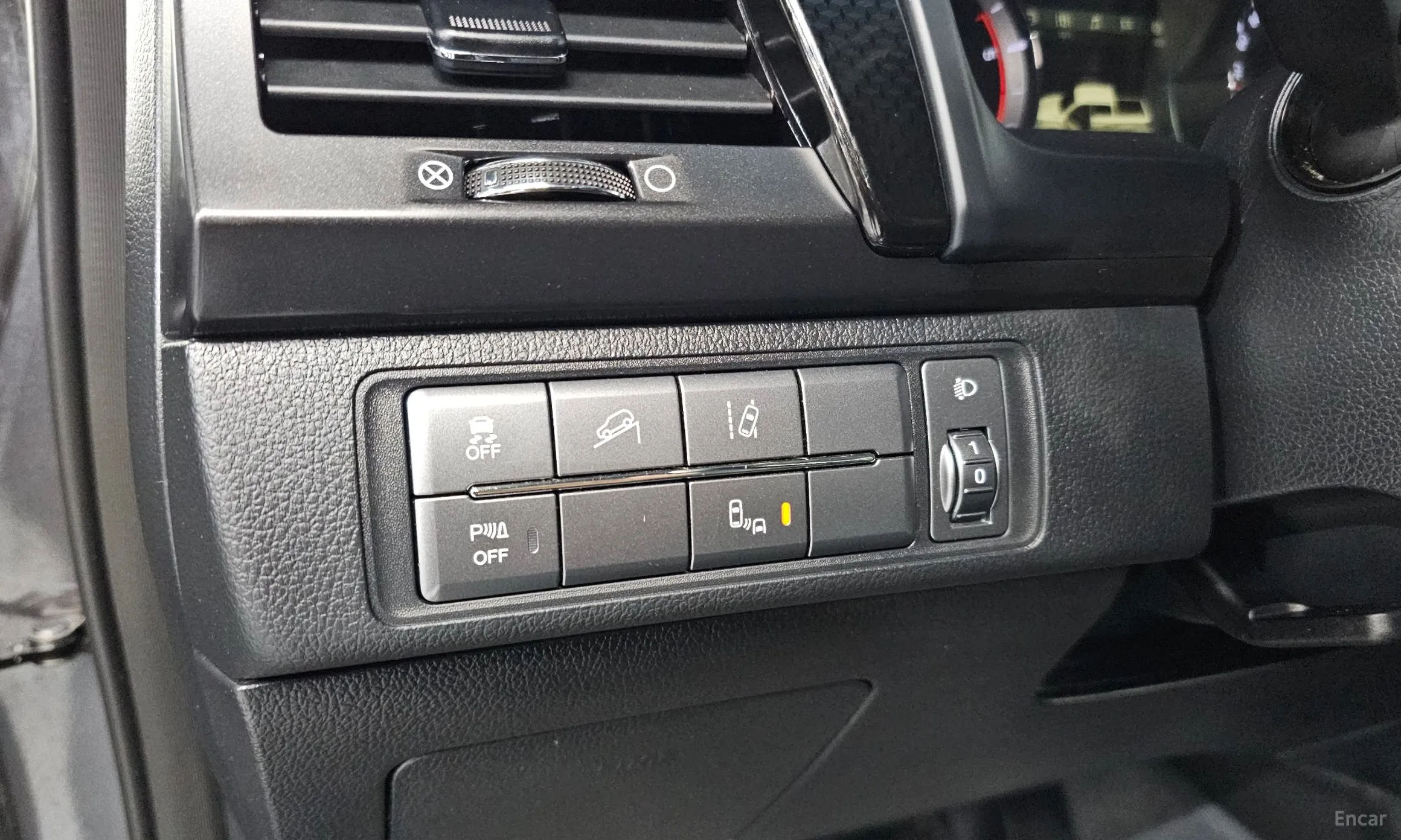KG Mobility (SsangYong) Rexton Sports Khan превью 15