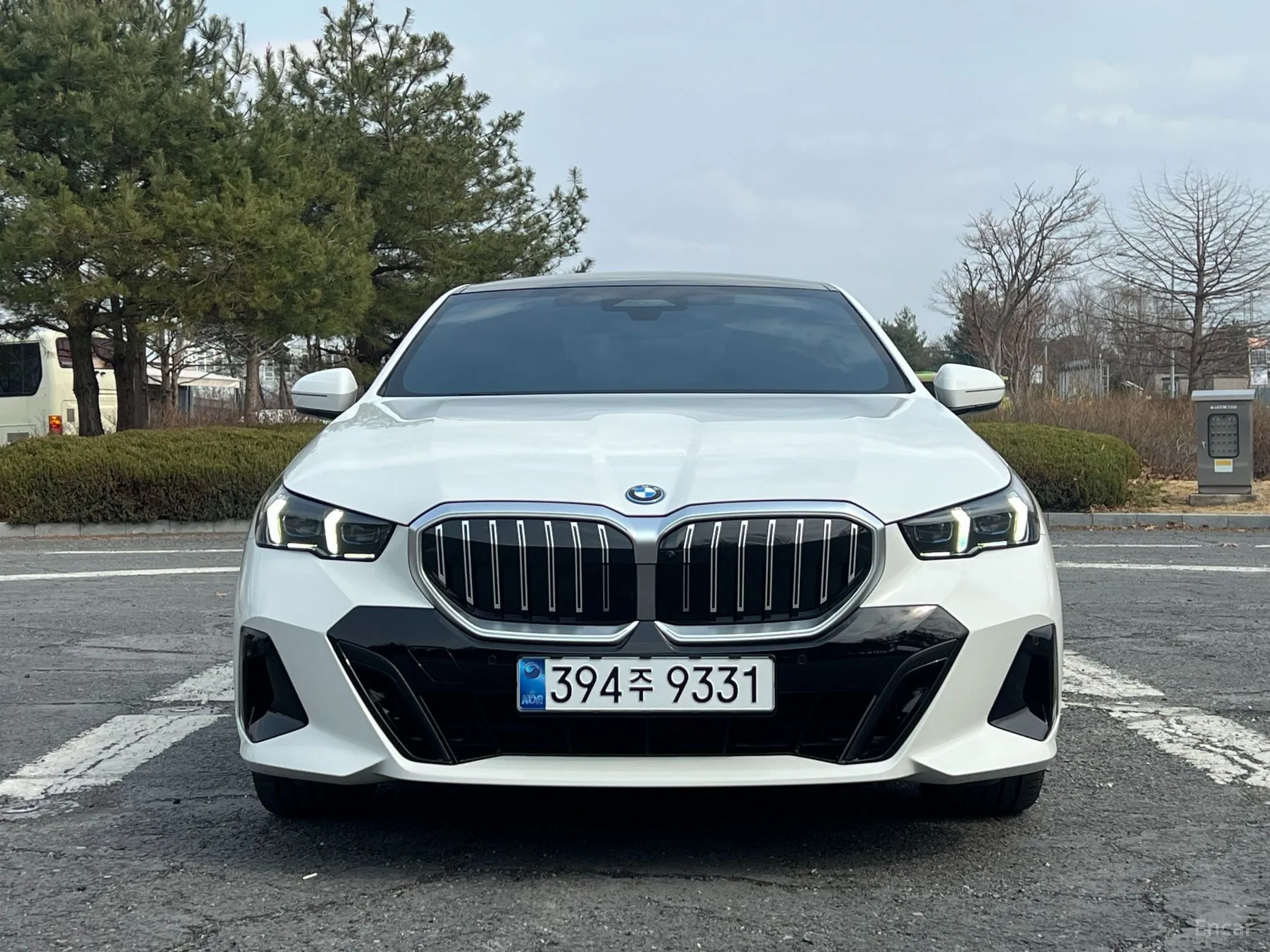 BMW 5 Series (G60) превью 3