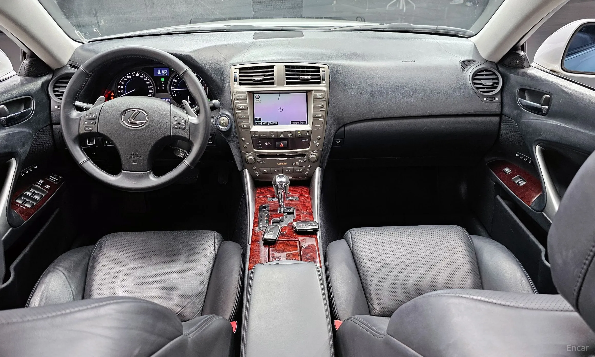 Lexus IS250 превью 7