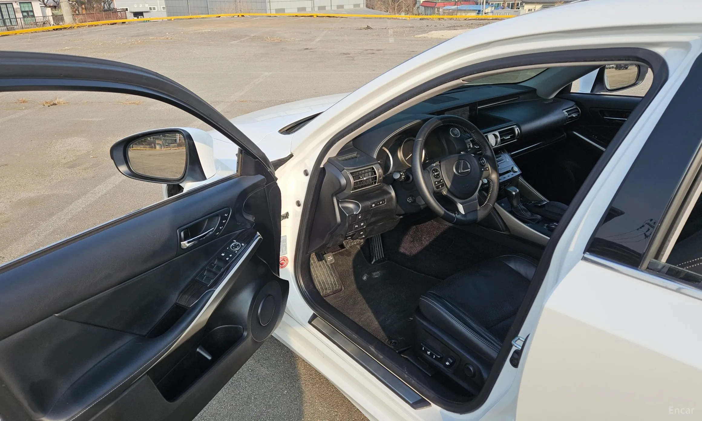 Lexus New IS250 превью 10