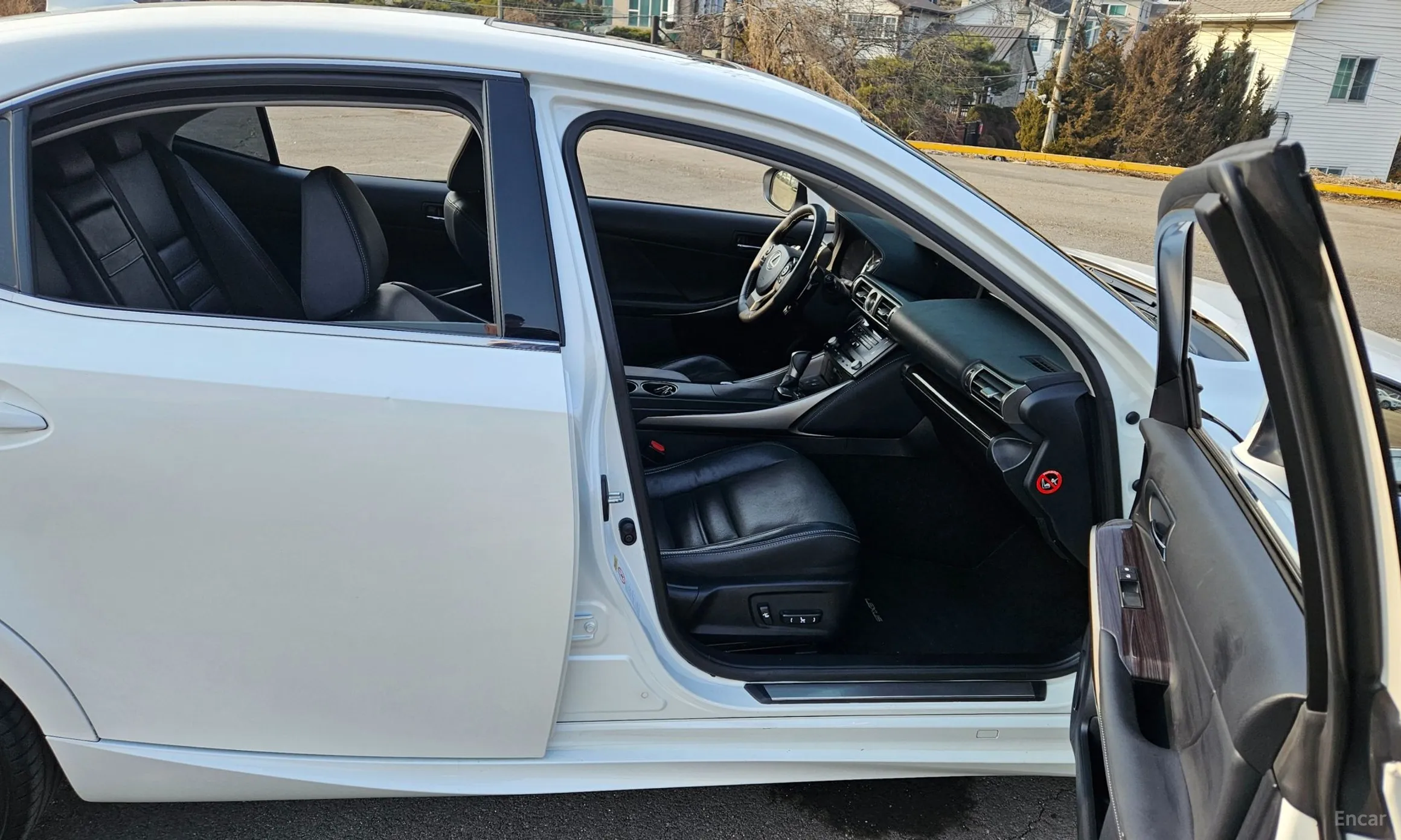 Lexus New IS250 превью 11