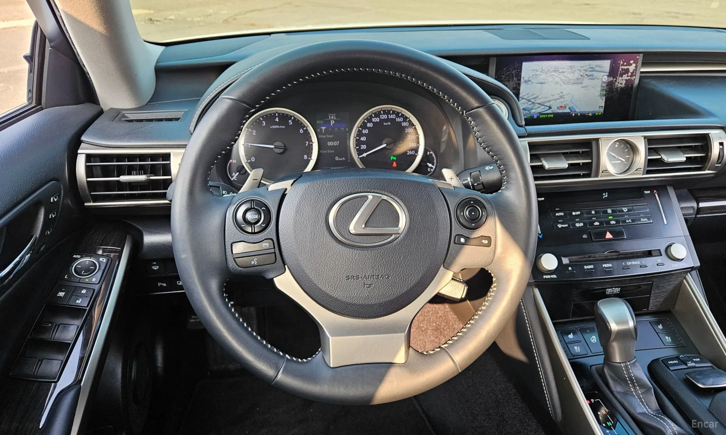 Lexus New IS250 превью 13