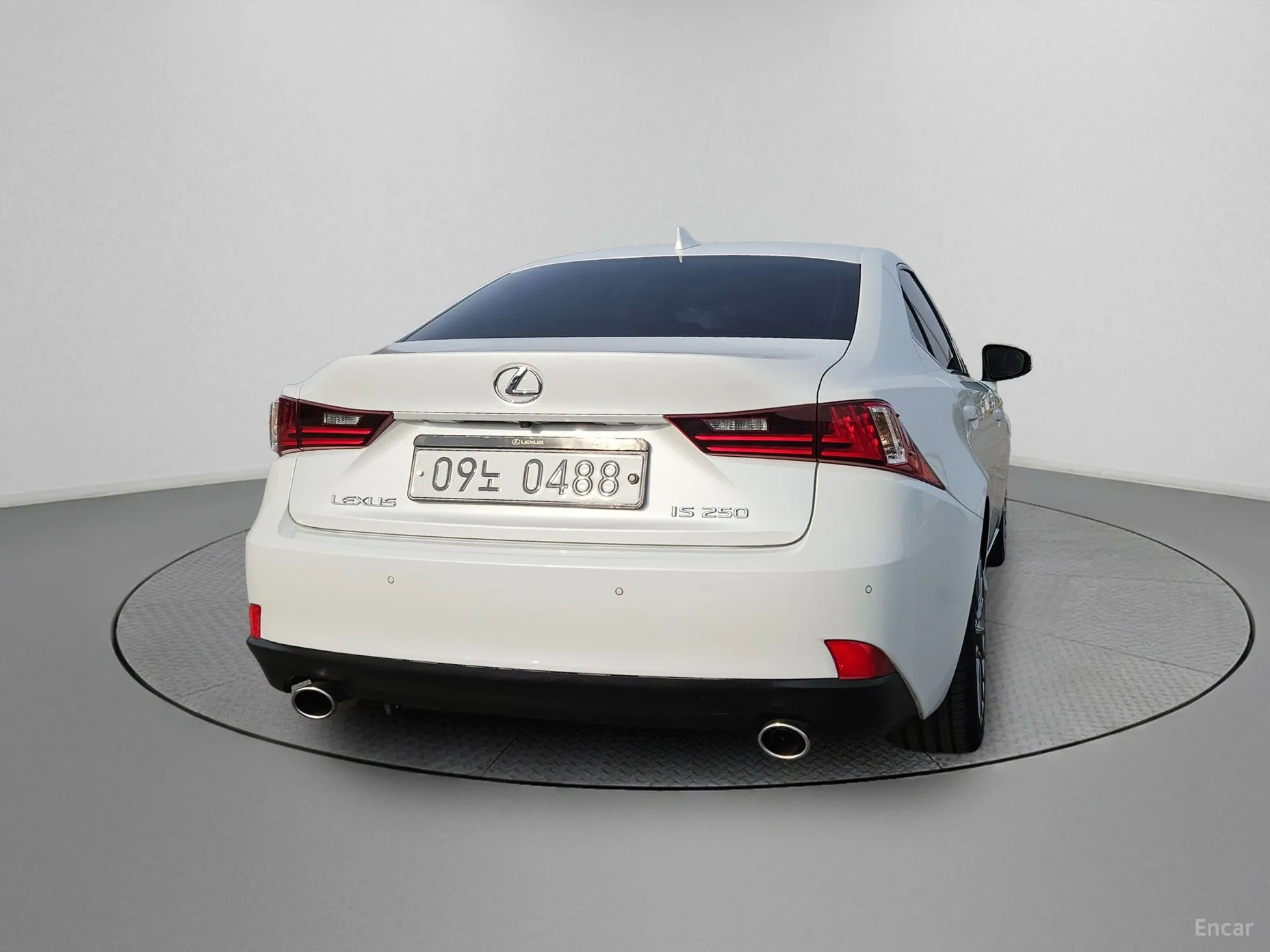 Lexus New IS250 превью 4