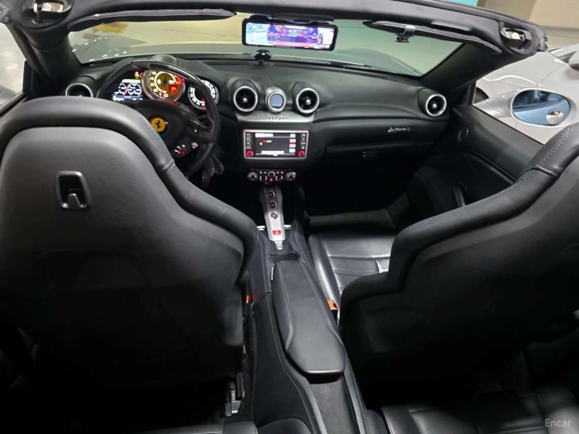 Ferrari California превью 9