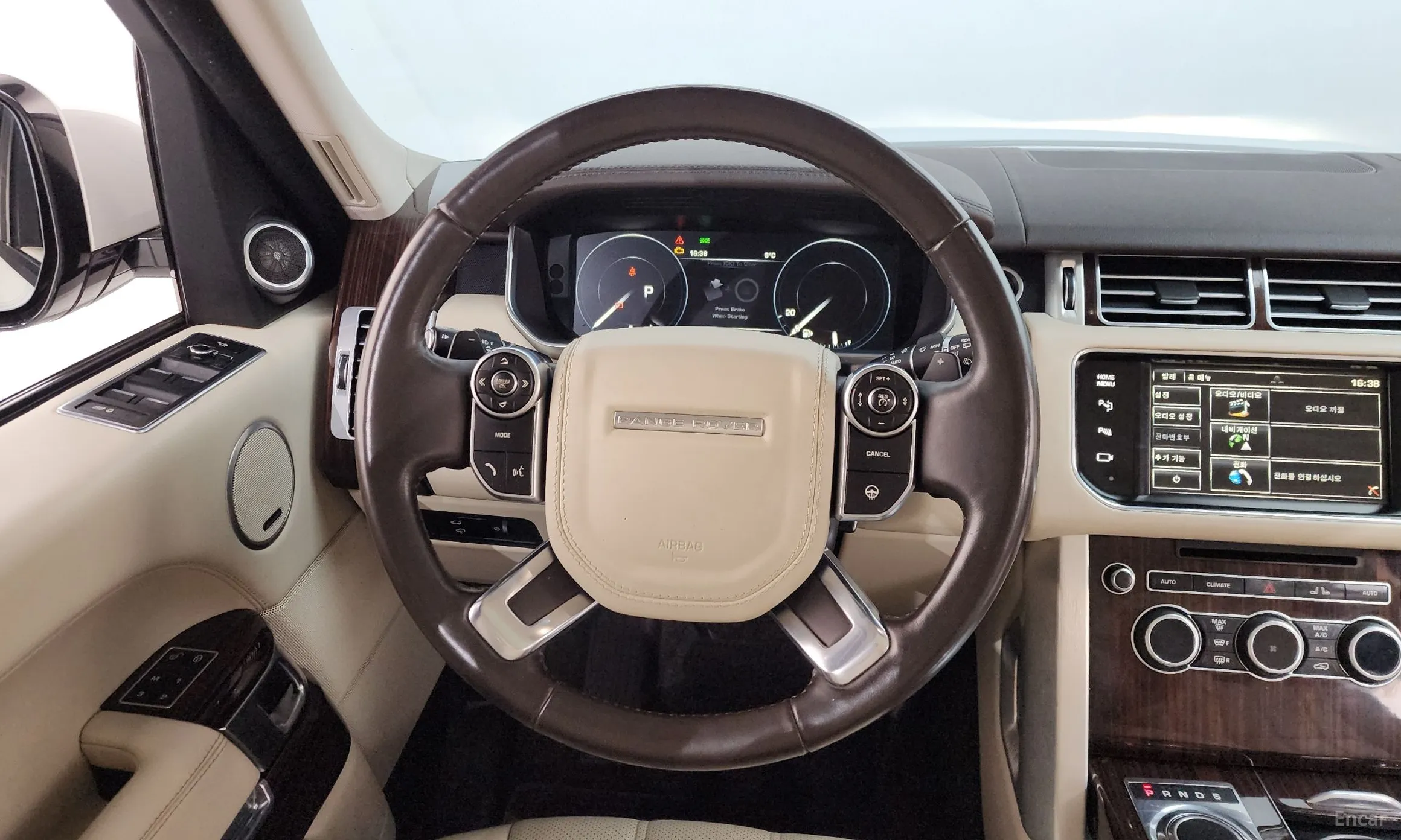 Land Rover Range Rover 4th Generation превью 13