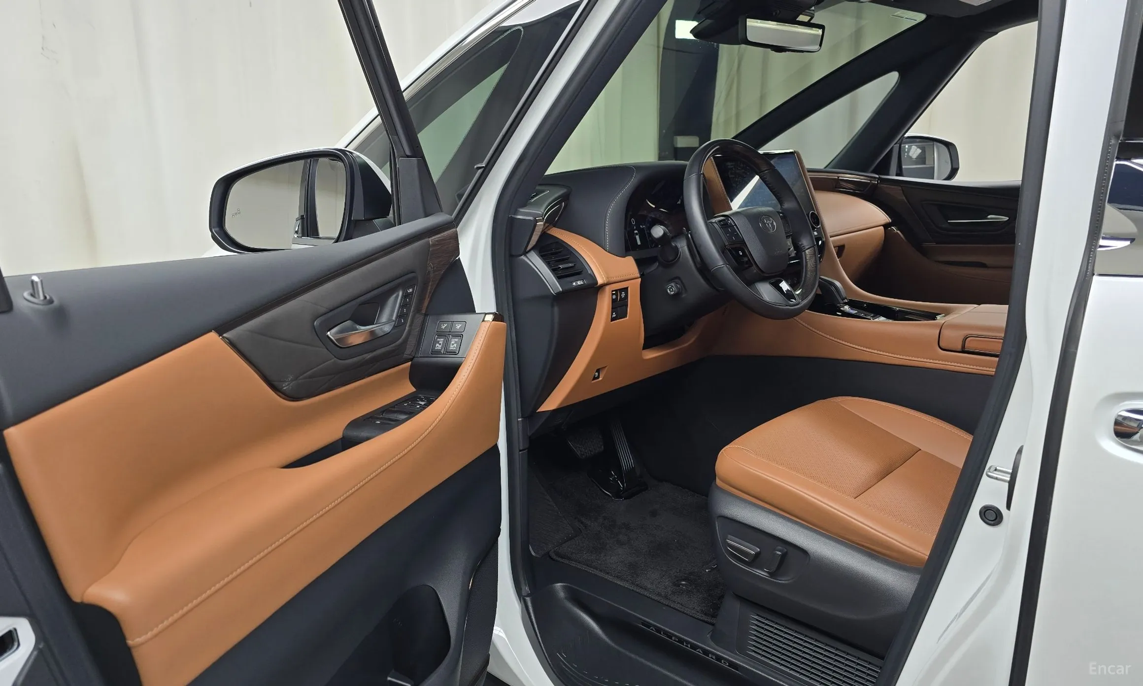 Toyota Alphard 4th Generation превью 10