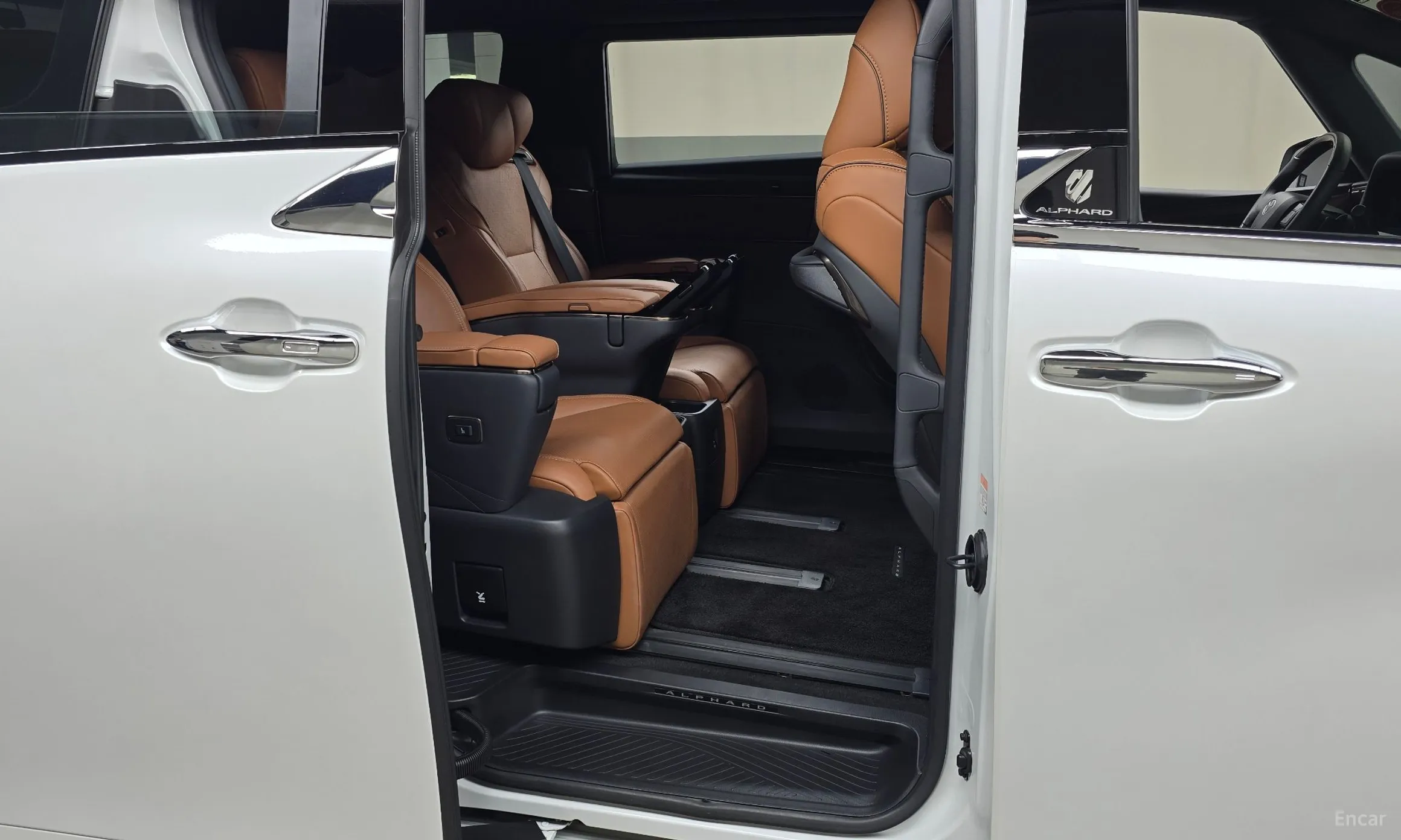 Toyota Alphard 4th Generation превью 12