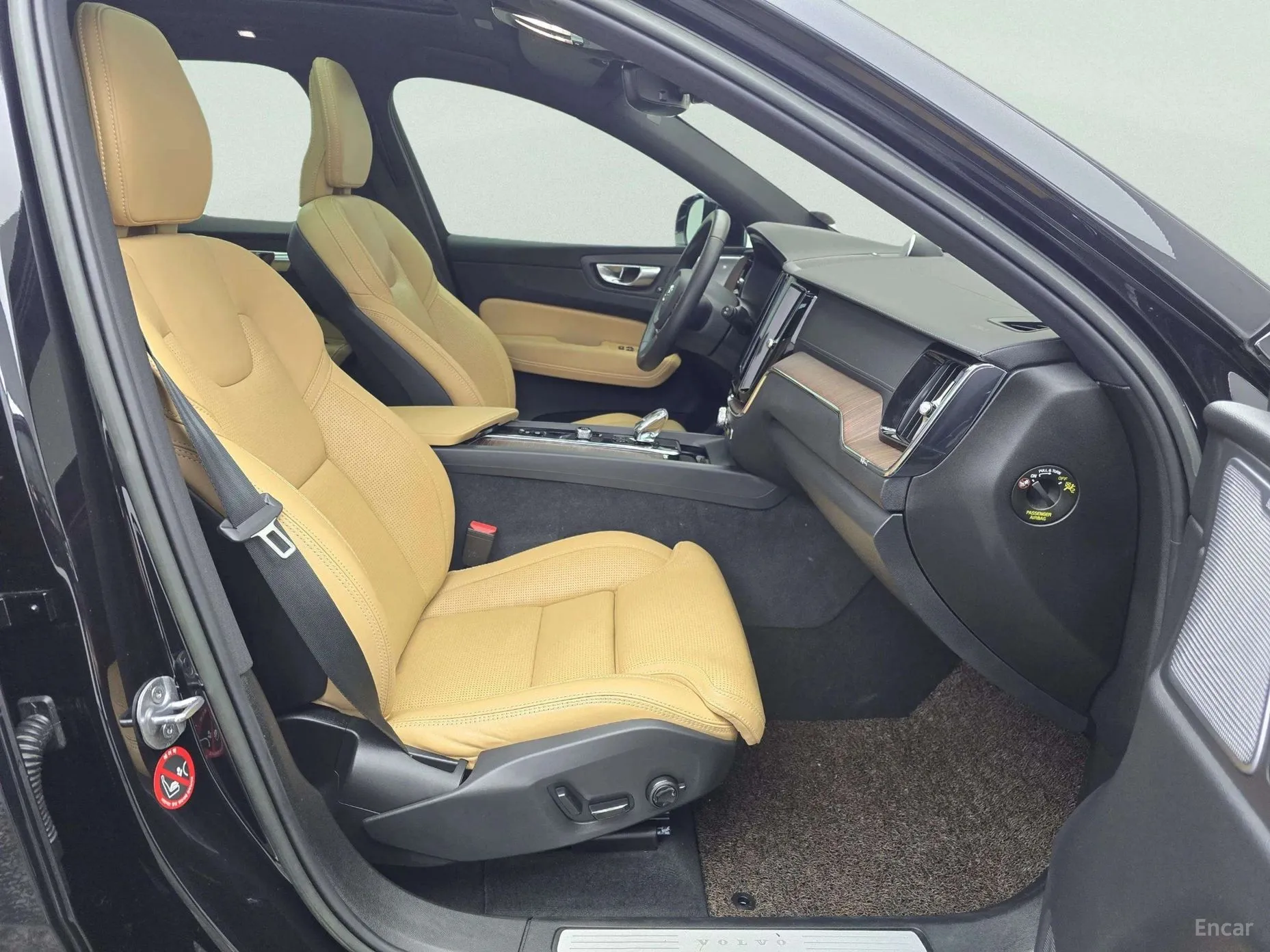Volvo XC60 Gen 2 превью 11
