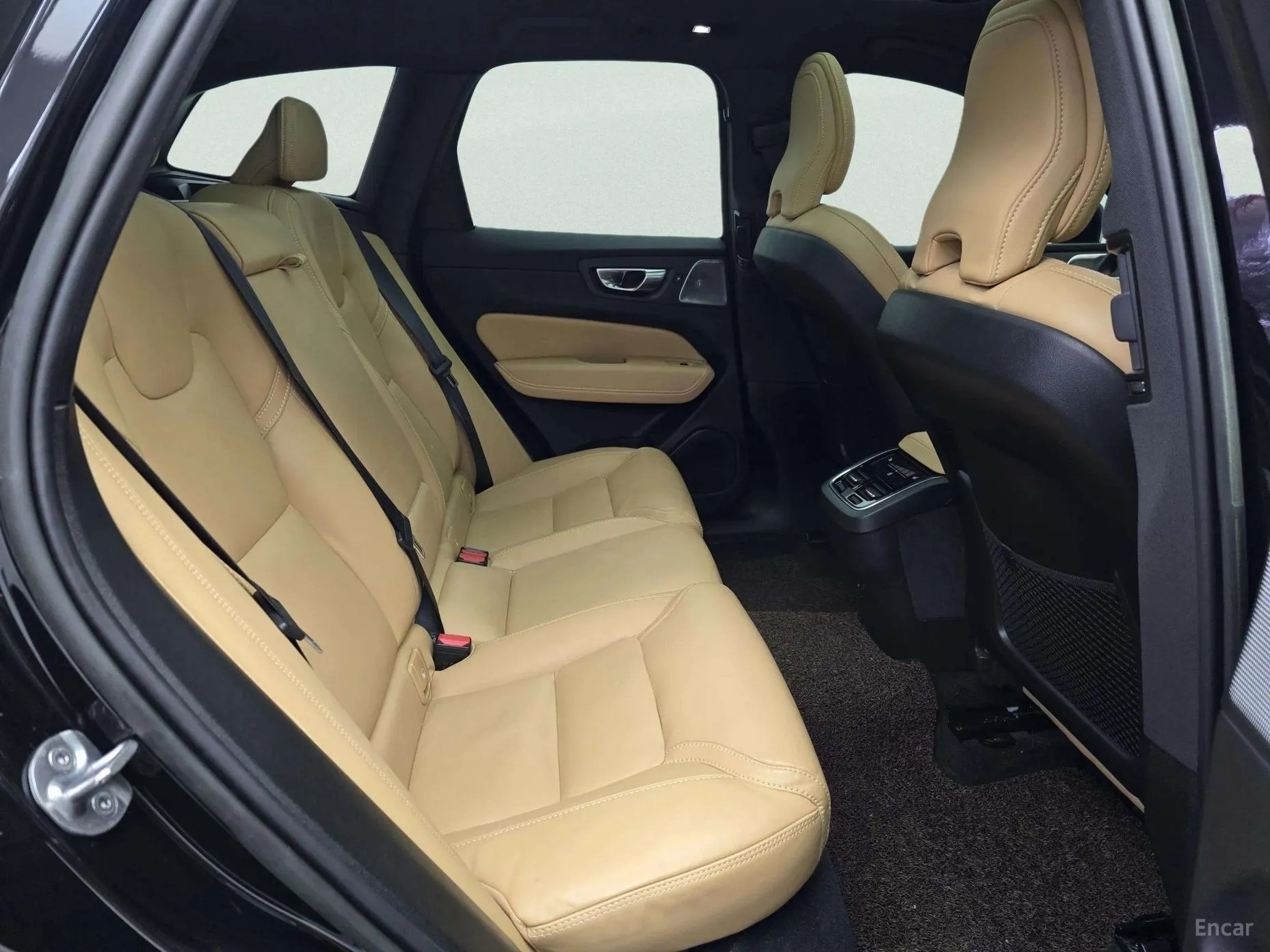 Volvo XC60 Gen 2 превью 12