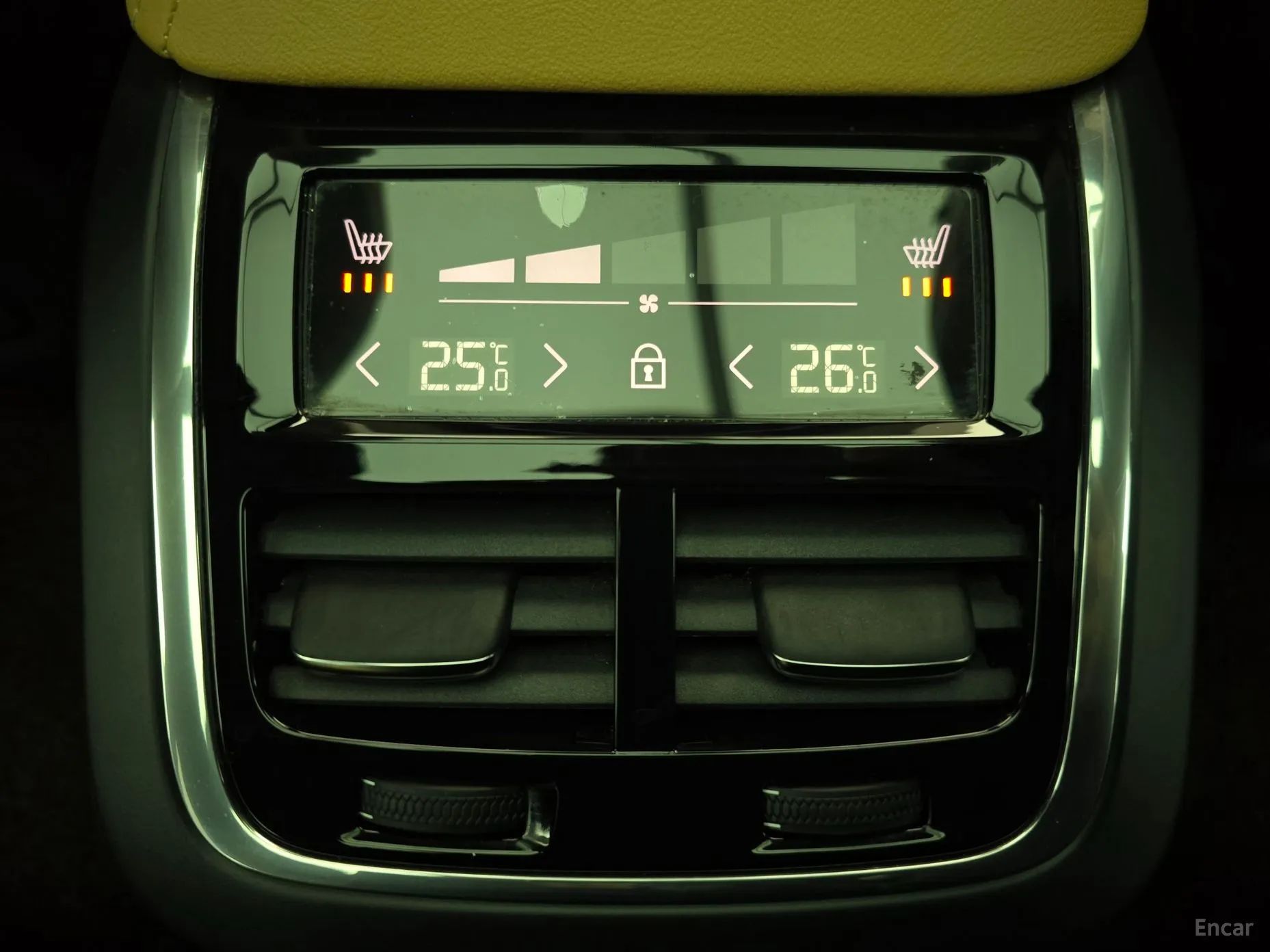 Volvo XC60 Gen 2 превью 16