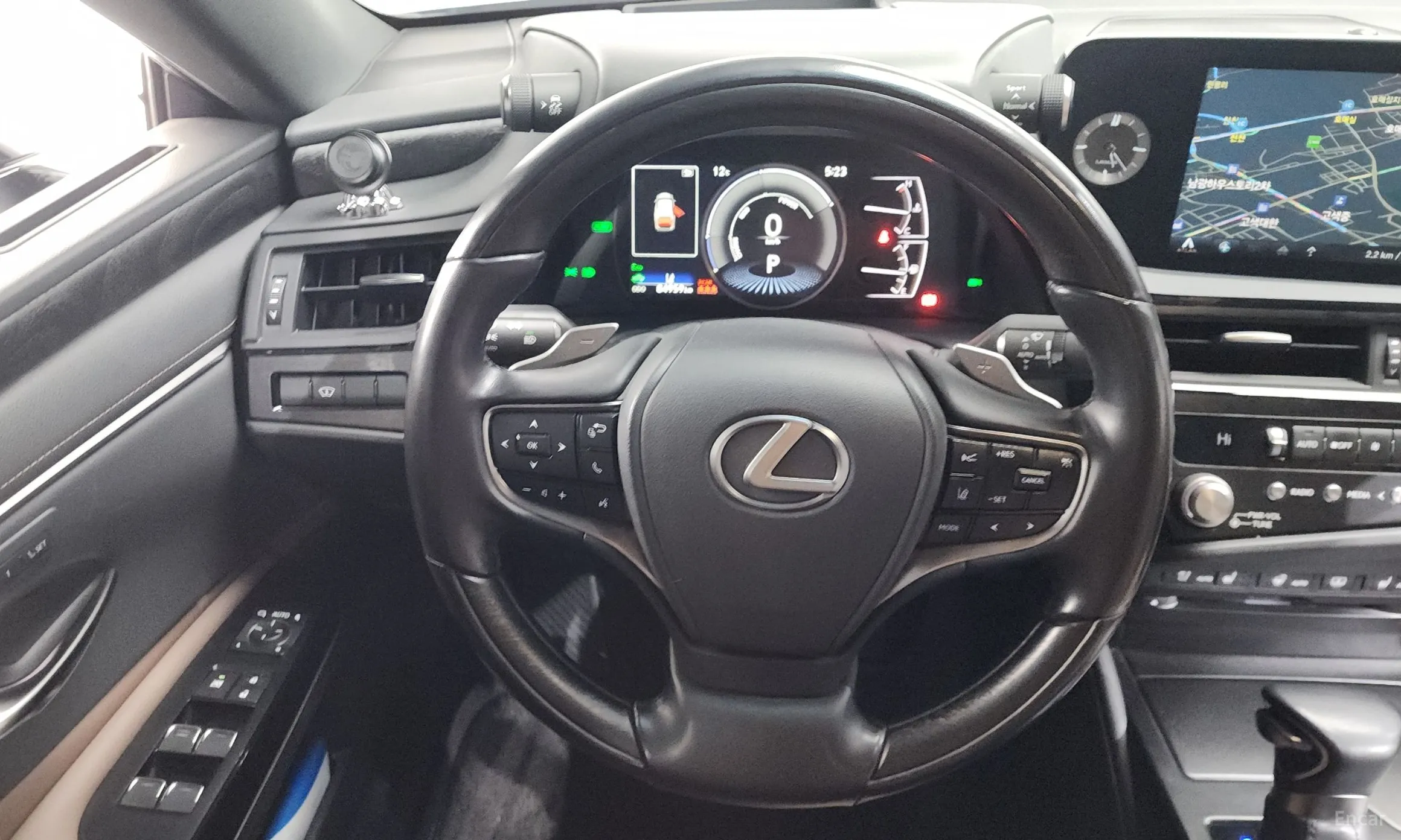 Lexus ES300h 7th Generation превью 13