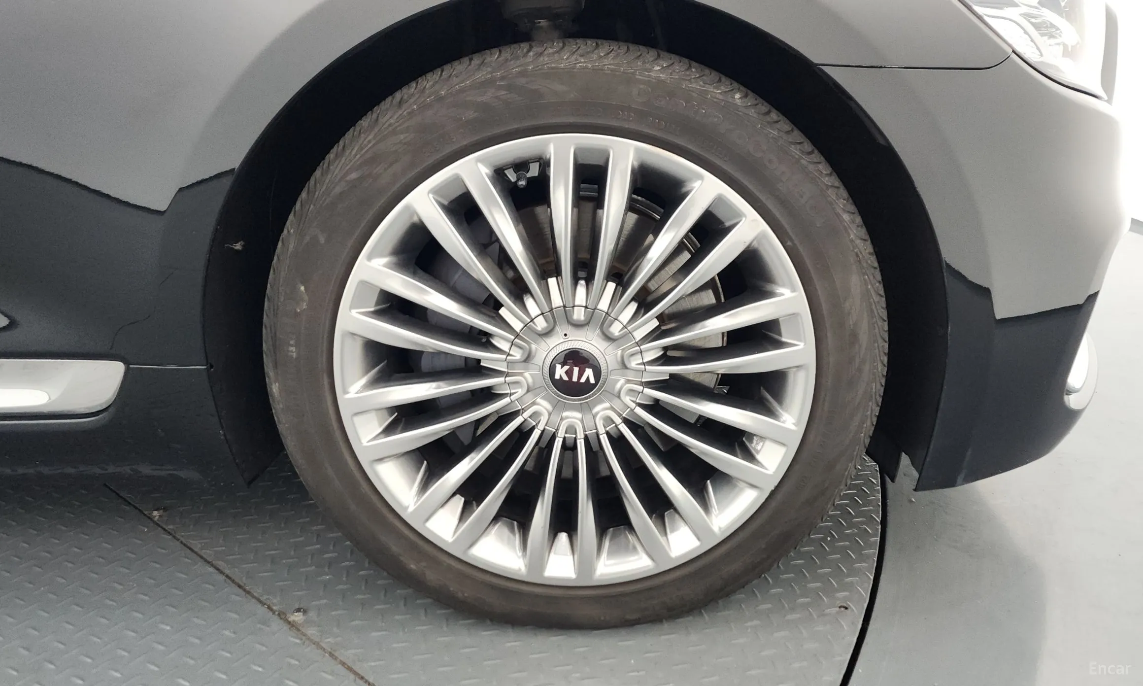 Kia K9 превью 5