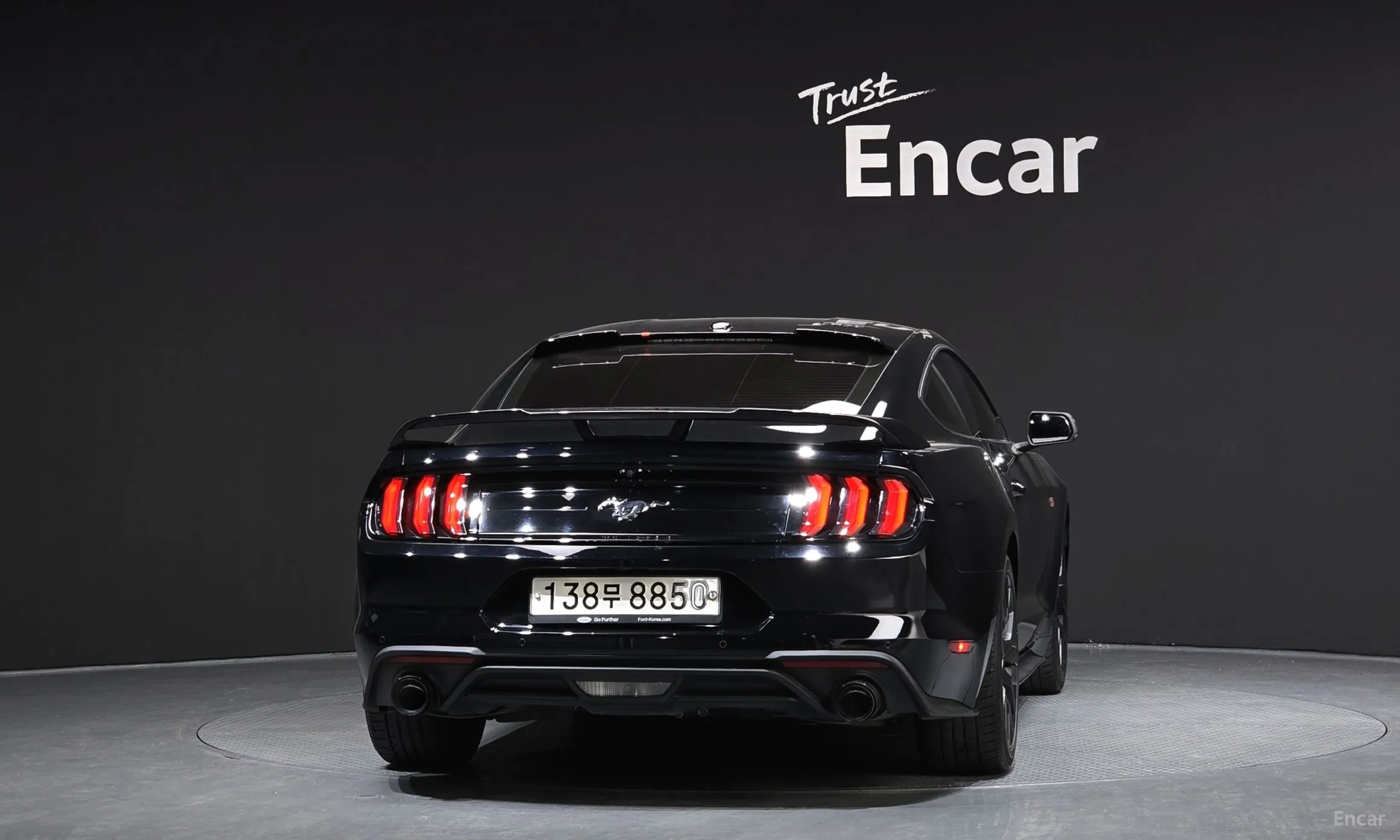 Ford Mustang превью 4