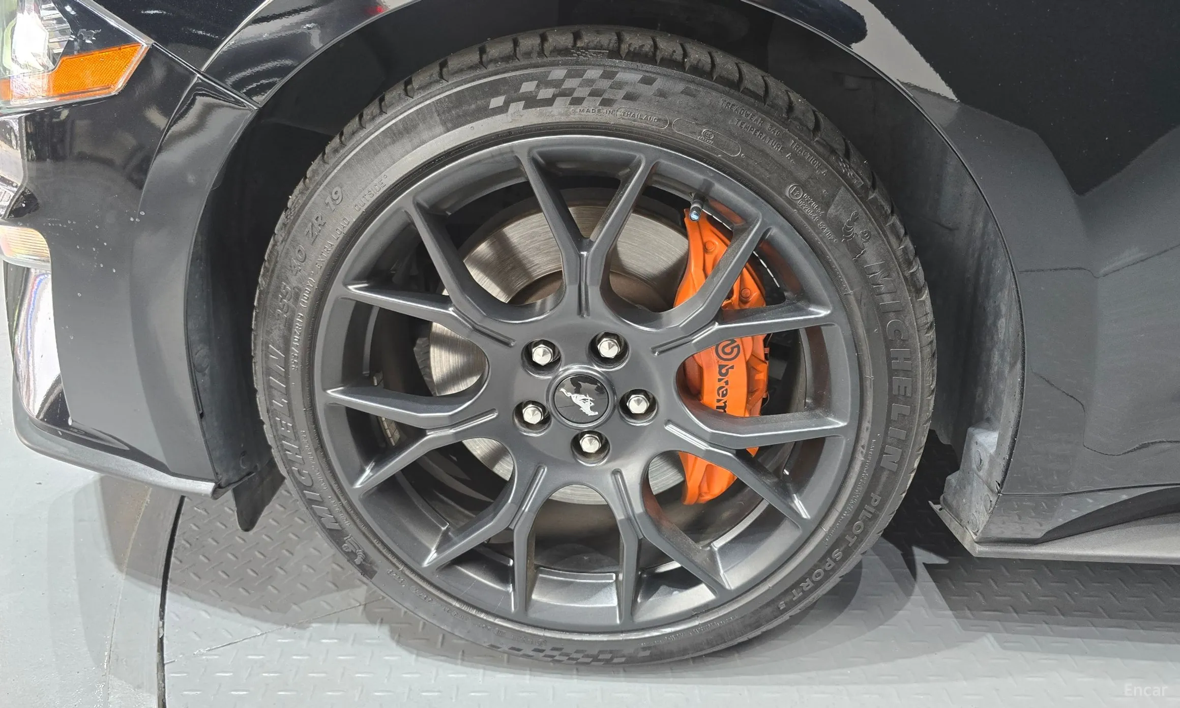 Ford Mustang превью 5