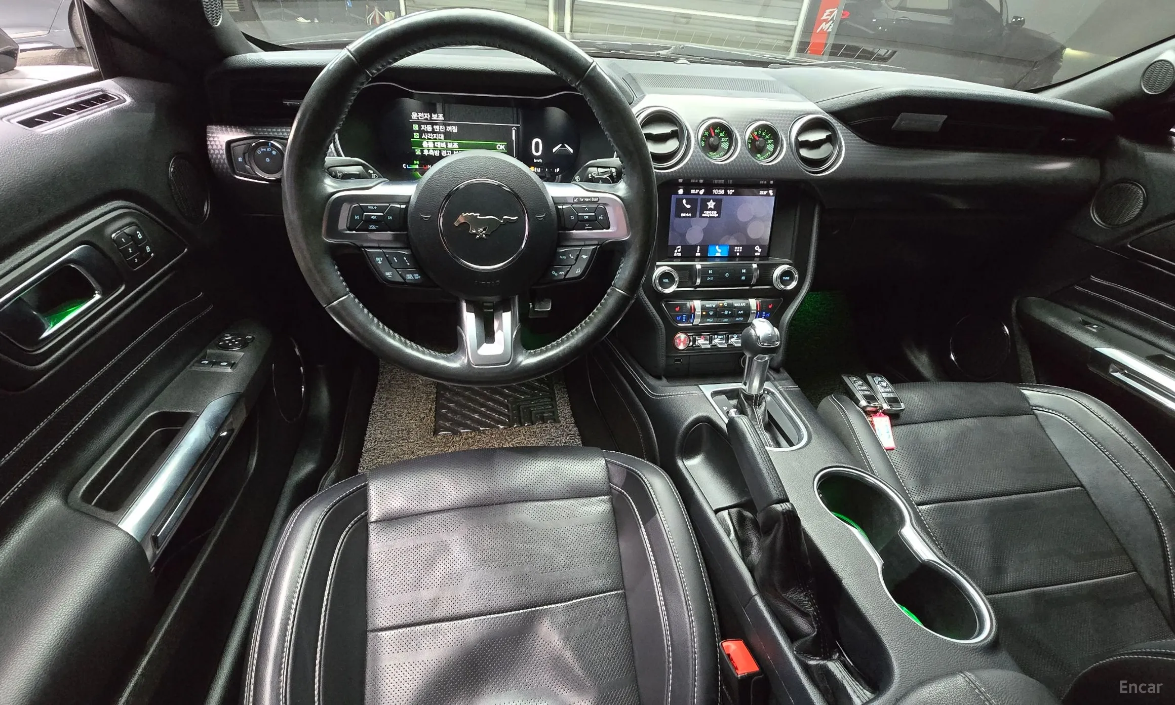 Ford Mustang превью 7
