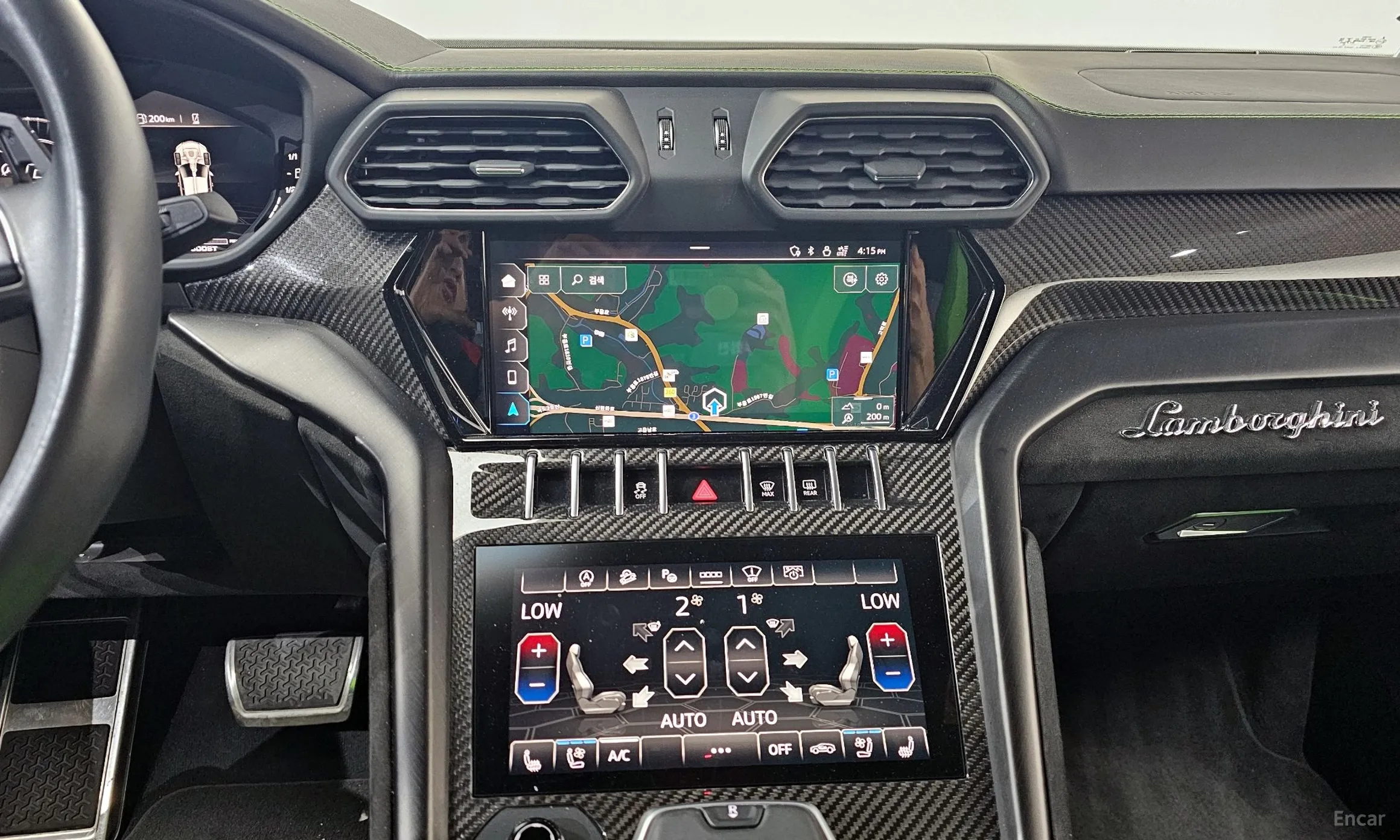 Lamborghini Urus превью 14