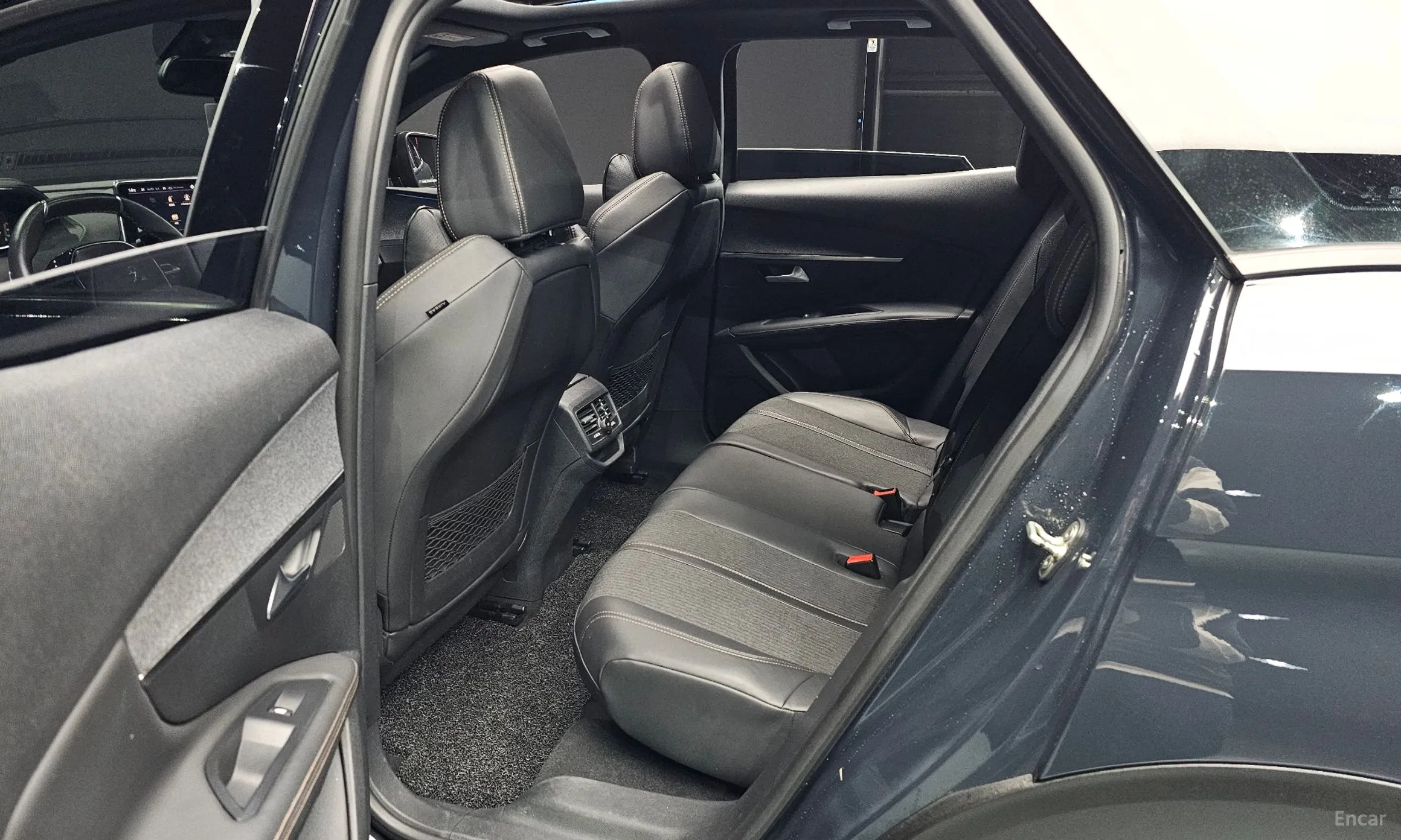 Peugeot 3008 2nd generation превью 12