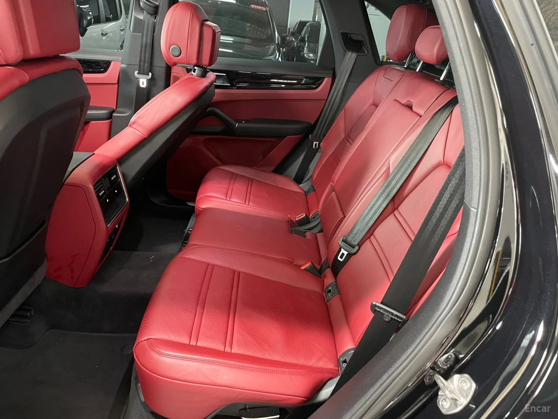Porsche Cayenne (PO536) превью 15