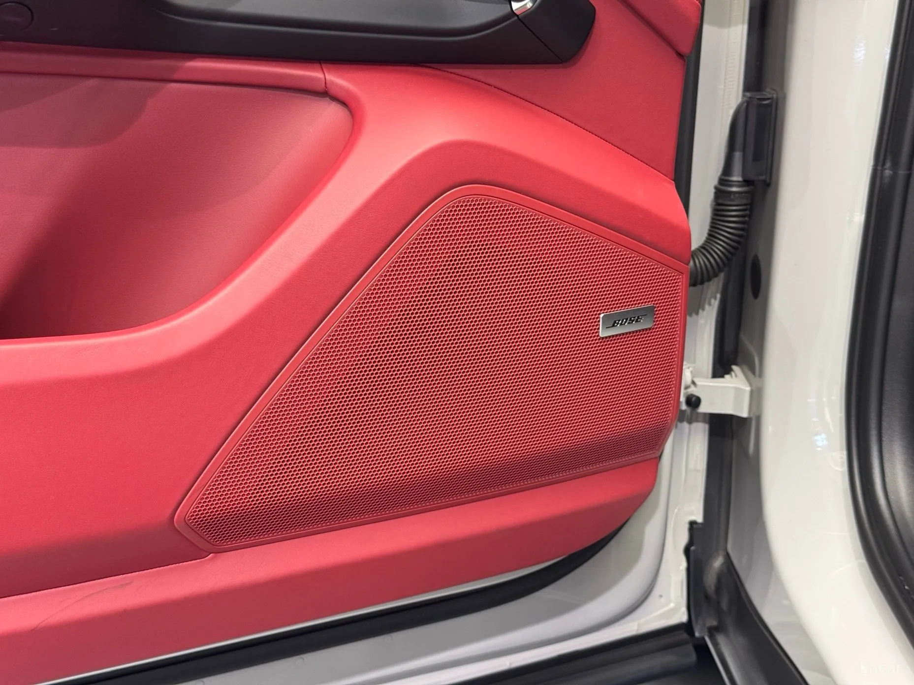 Porsche Cayenne (PO536) превью 12