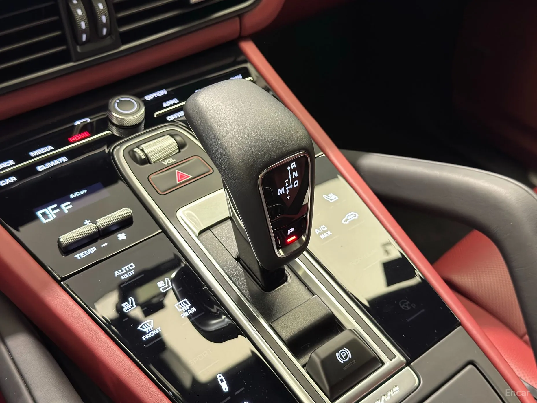 Porsche Cayenne (PO536) превью 13