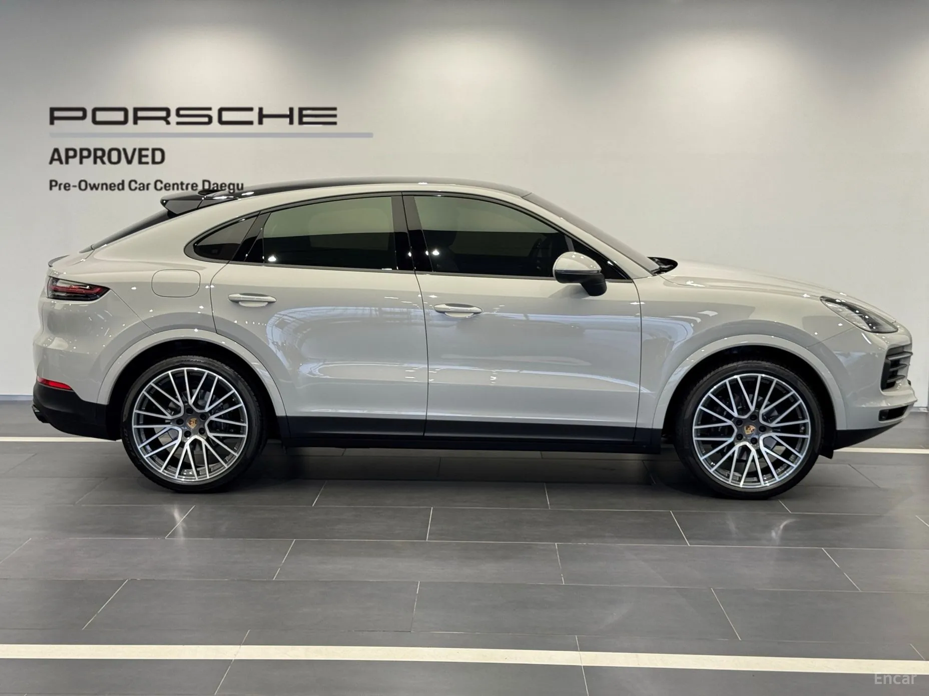 Porsche Cayenne (PO536) превью 3