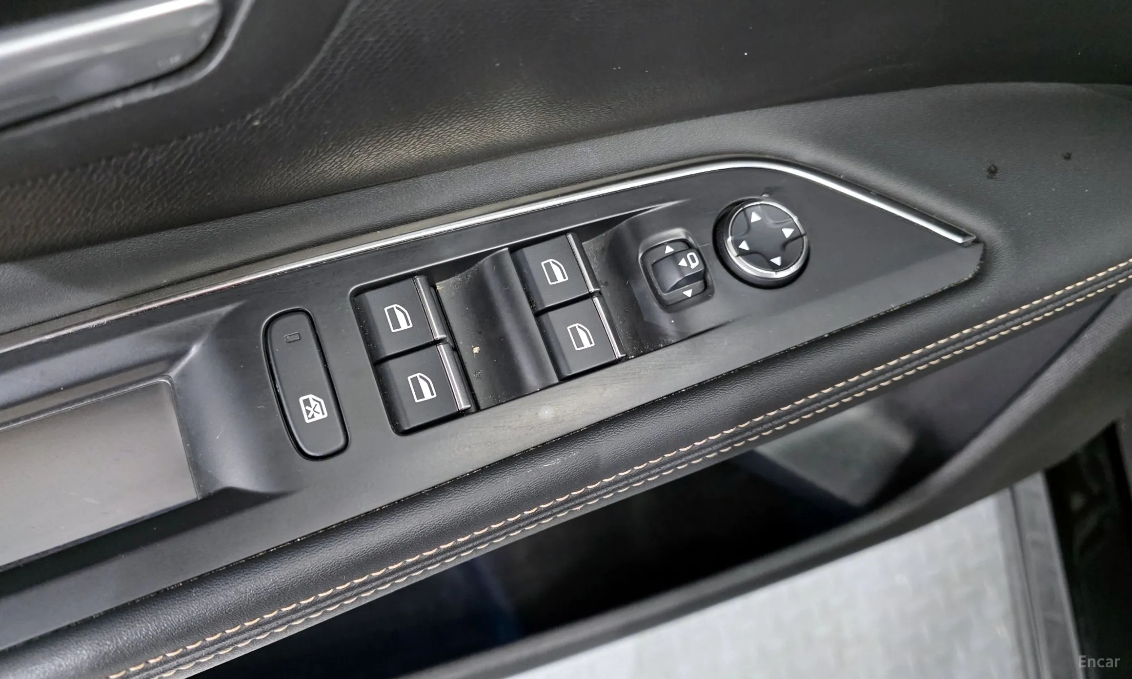 Peugeot 5008 2nd generation превью 14