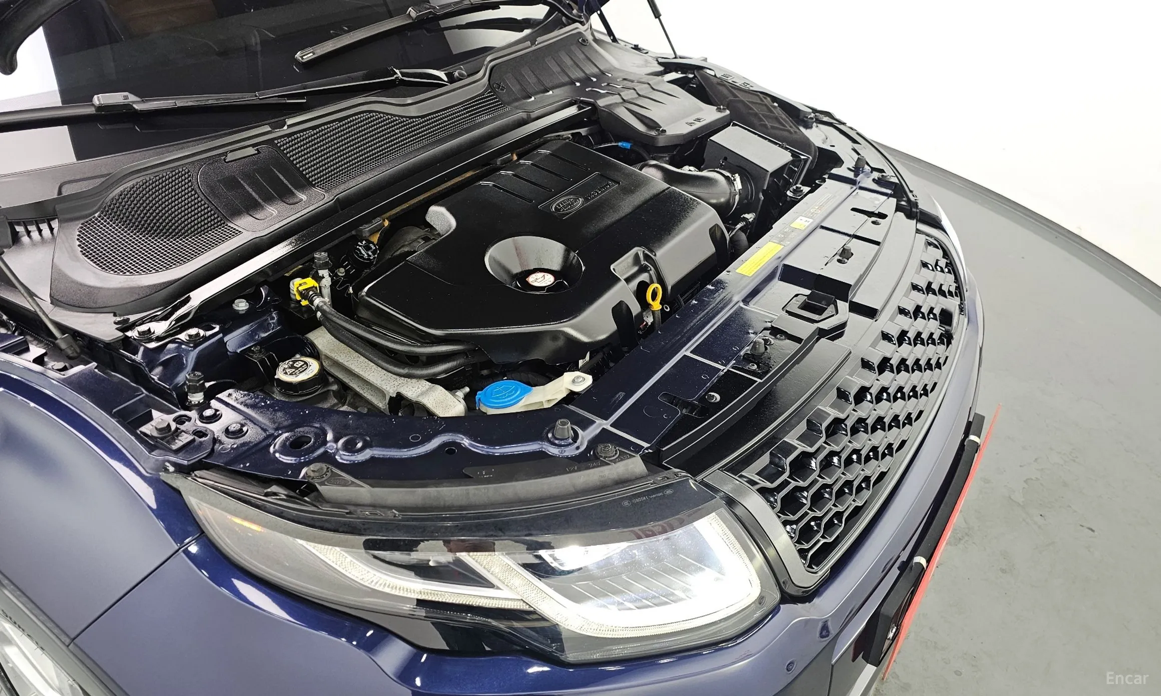 Land Rover Range Rover Evoque превью 6