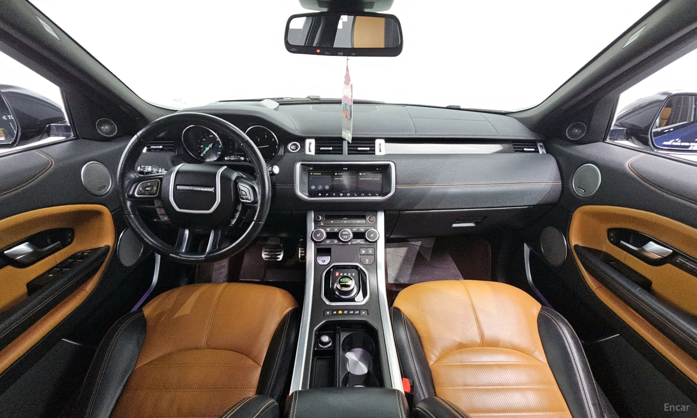 Land Rover Range Rover Evoque превью 7