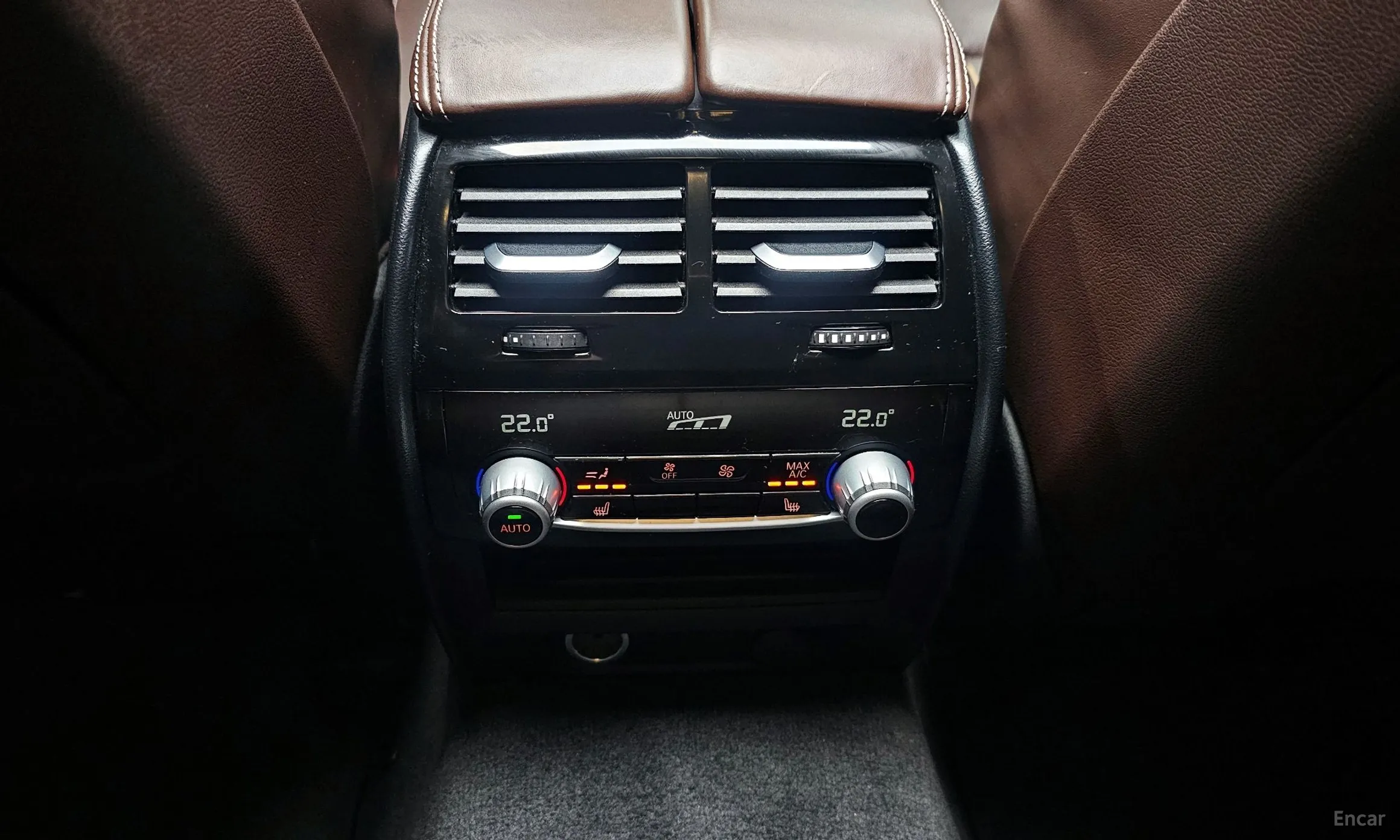 BMW 5 Series (G30) превью 17