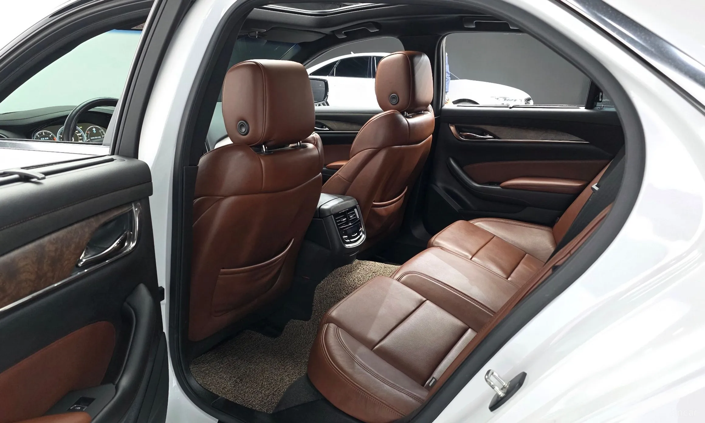 Cadillac CTS Gen 3 превью 12