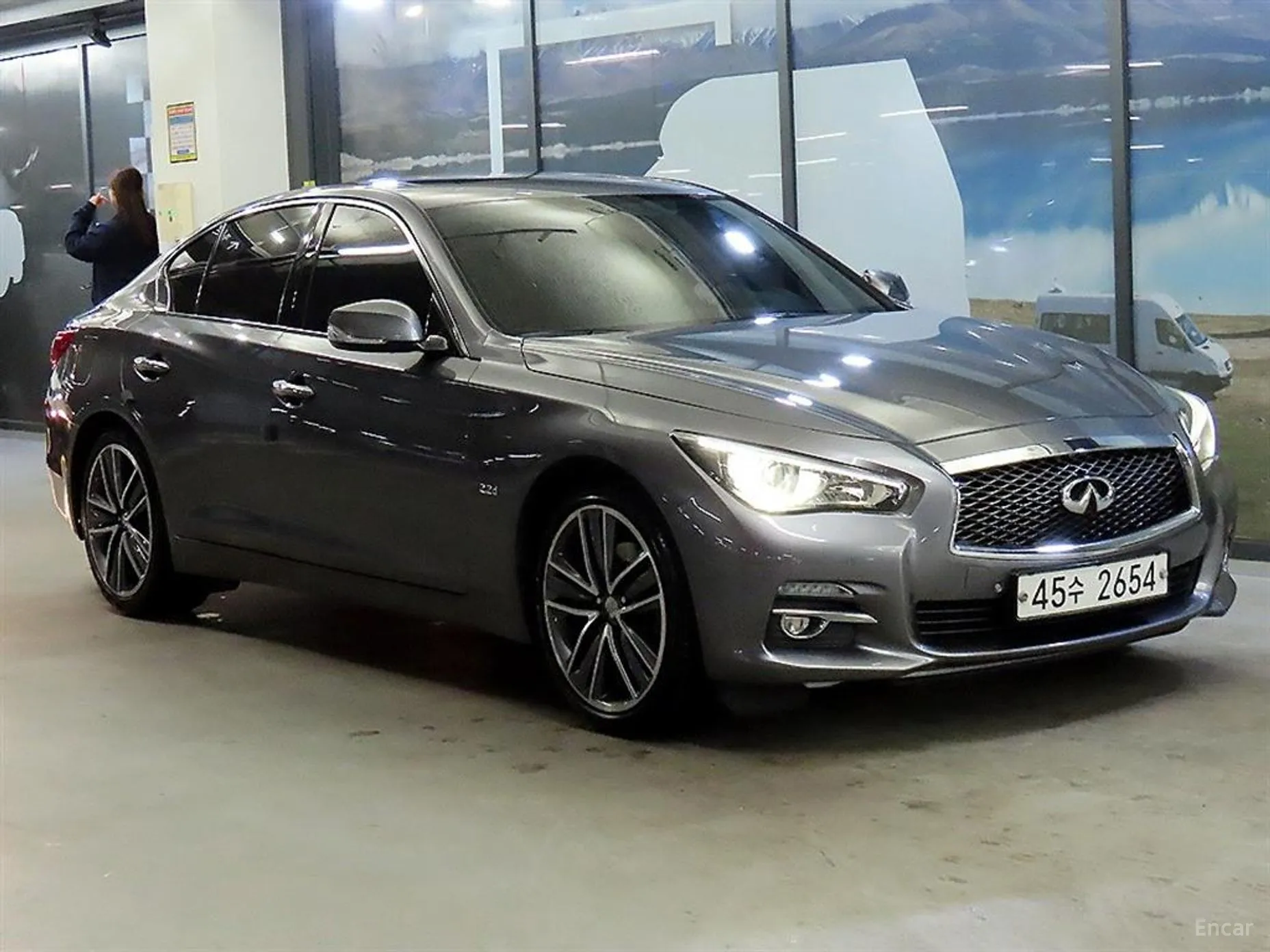 Infiniti Q50