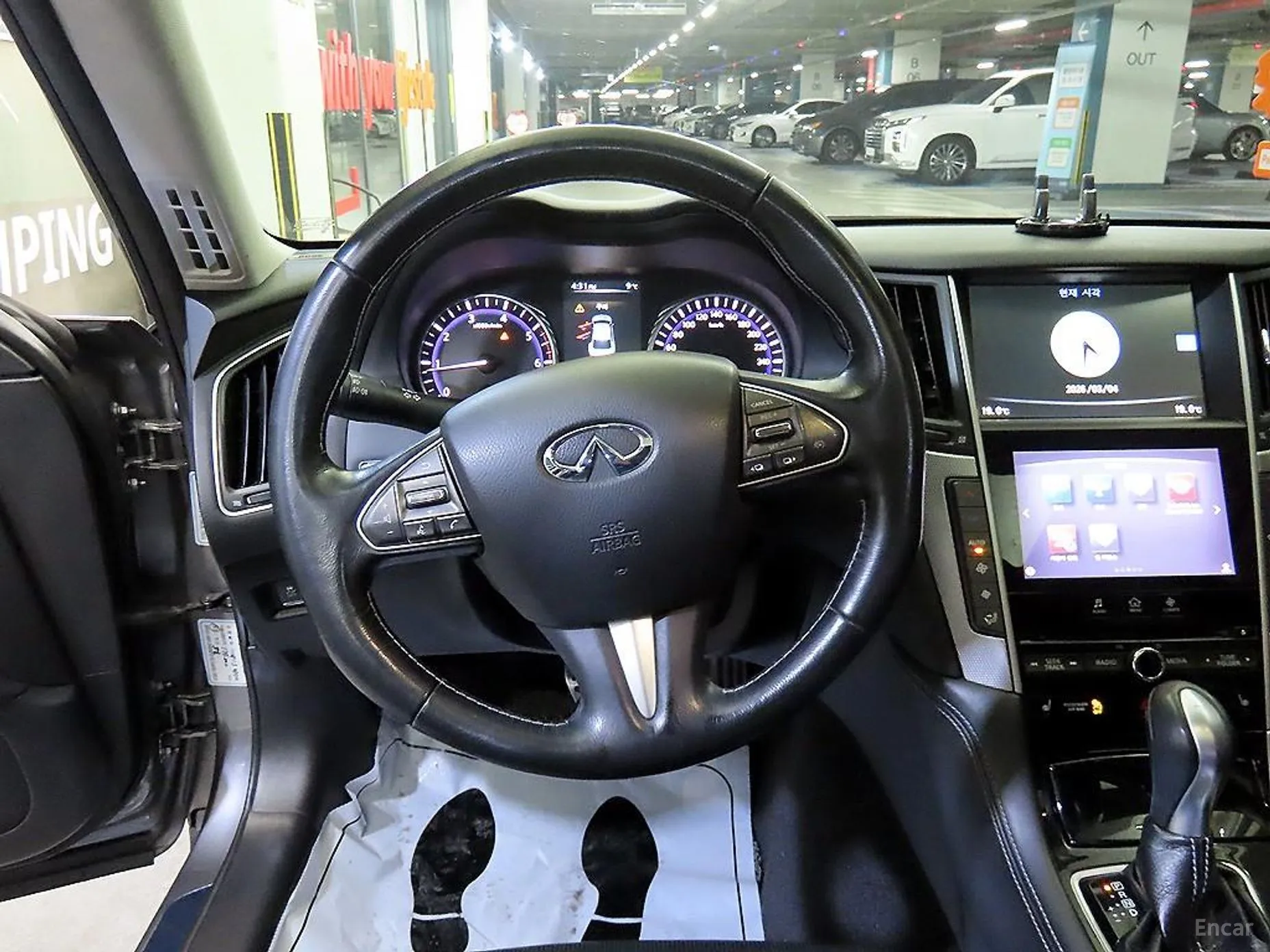 Infiniti Q50 превью 12