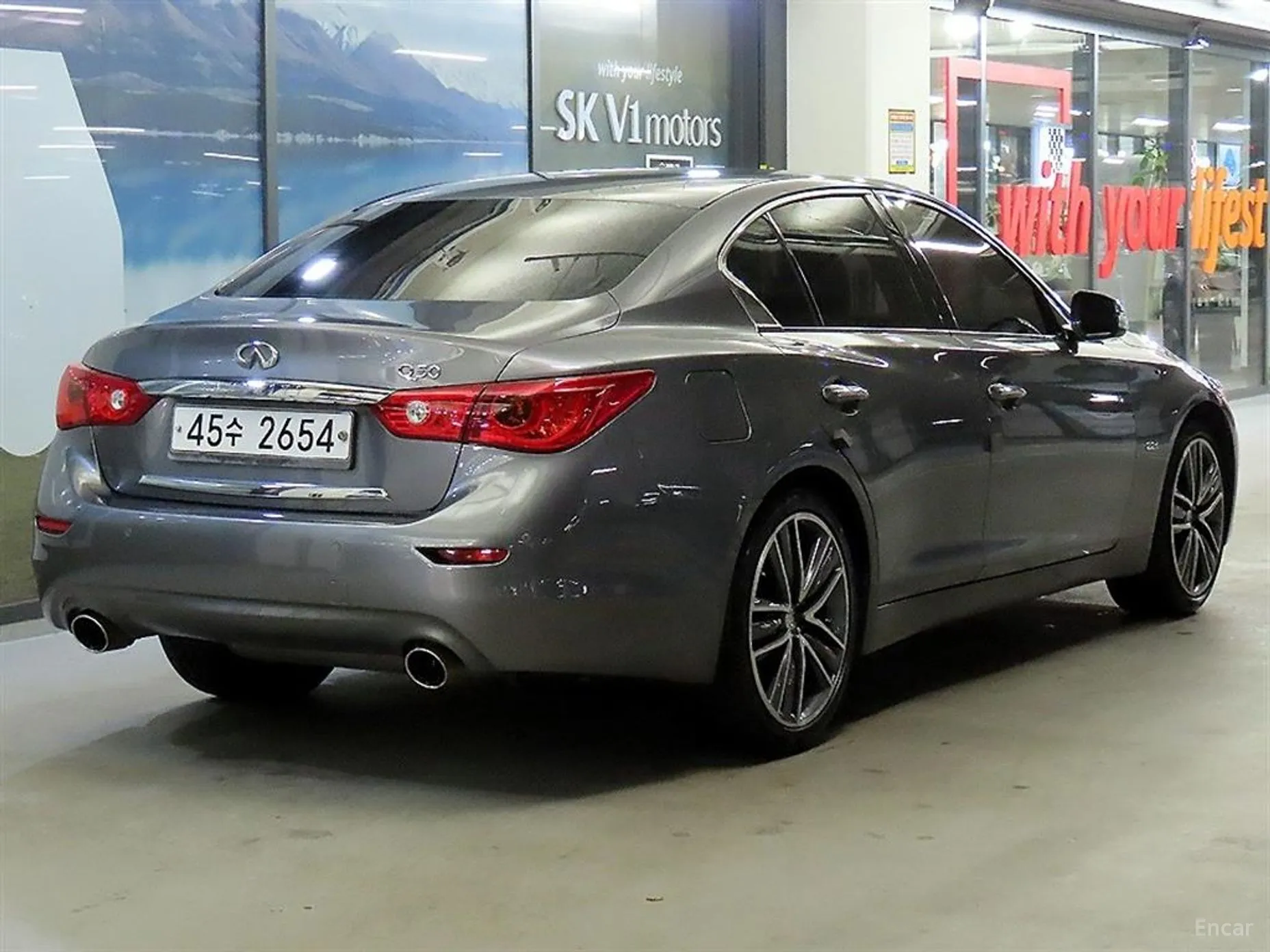 Infiniti Q50