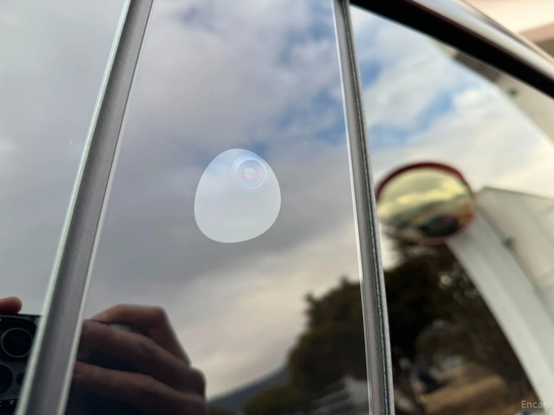 Tesla Model Y превью 16