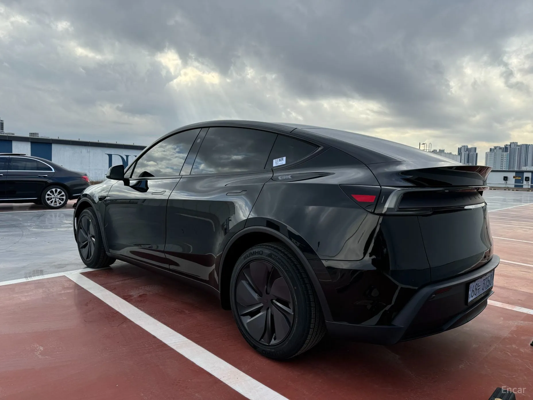 Tesla Model Y превью 5