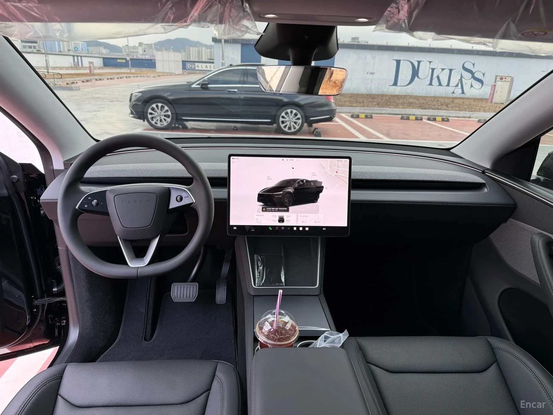 Tesla Model Y превью 7
