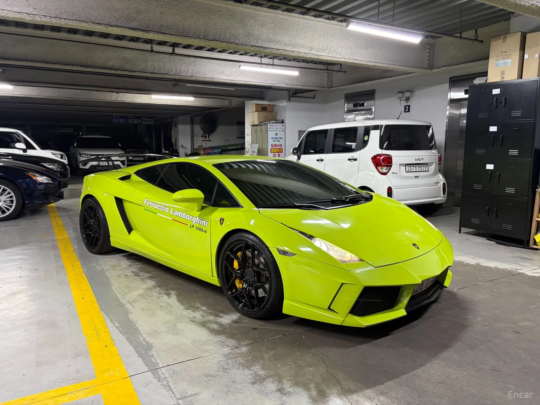 Lamborghini GALLARDO превью 4