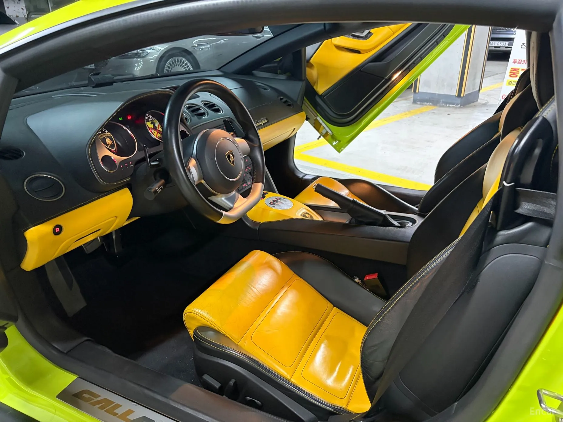 Lamborghini GALLARDO превью 9