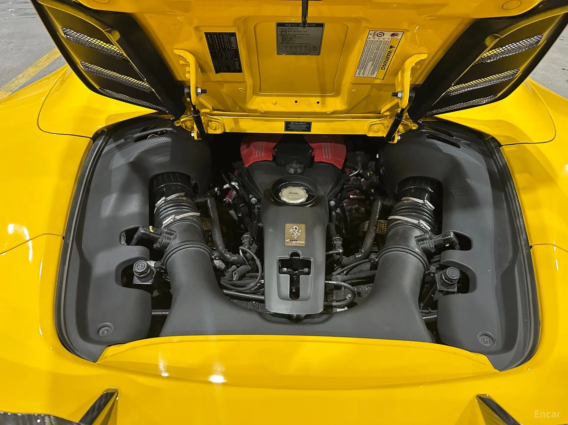 Ferrari 488 Spider превью 11